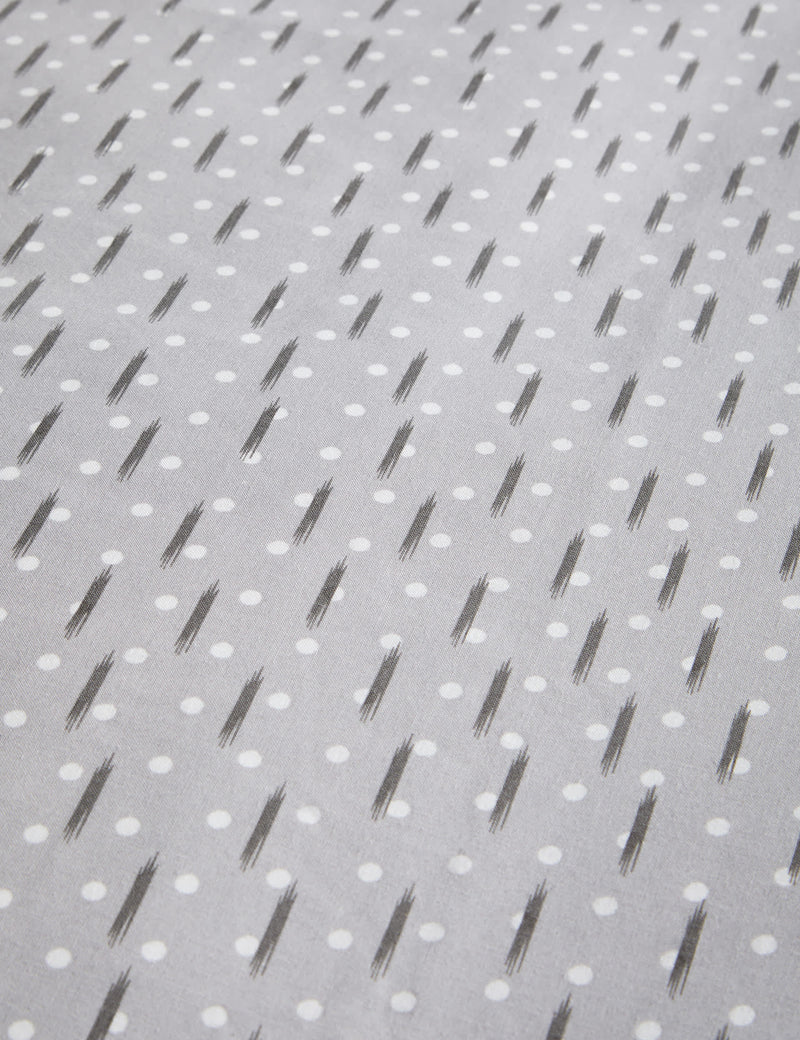 Cotton blend spotty reversible bedding set - British product