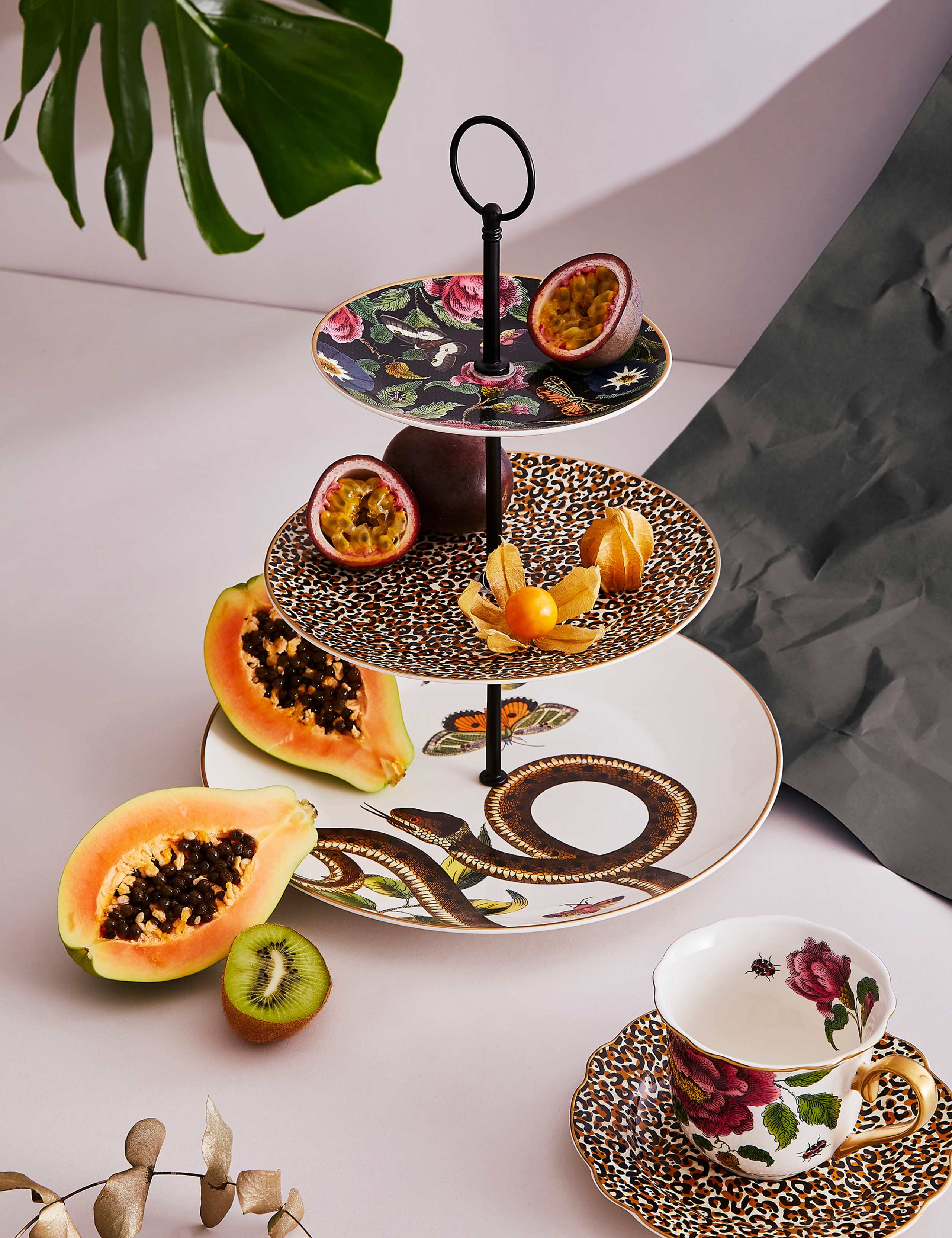 Spode Creatures of Curiosity three-tier cake stand - British product