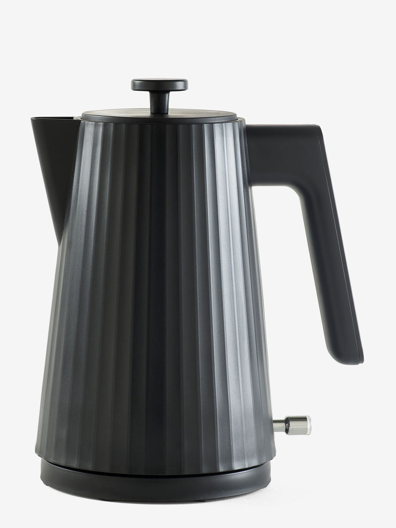 Black sleek electric kettle 1.7 litre - British product