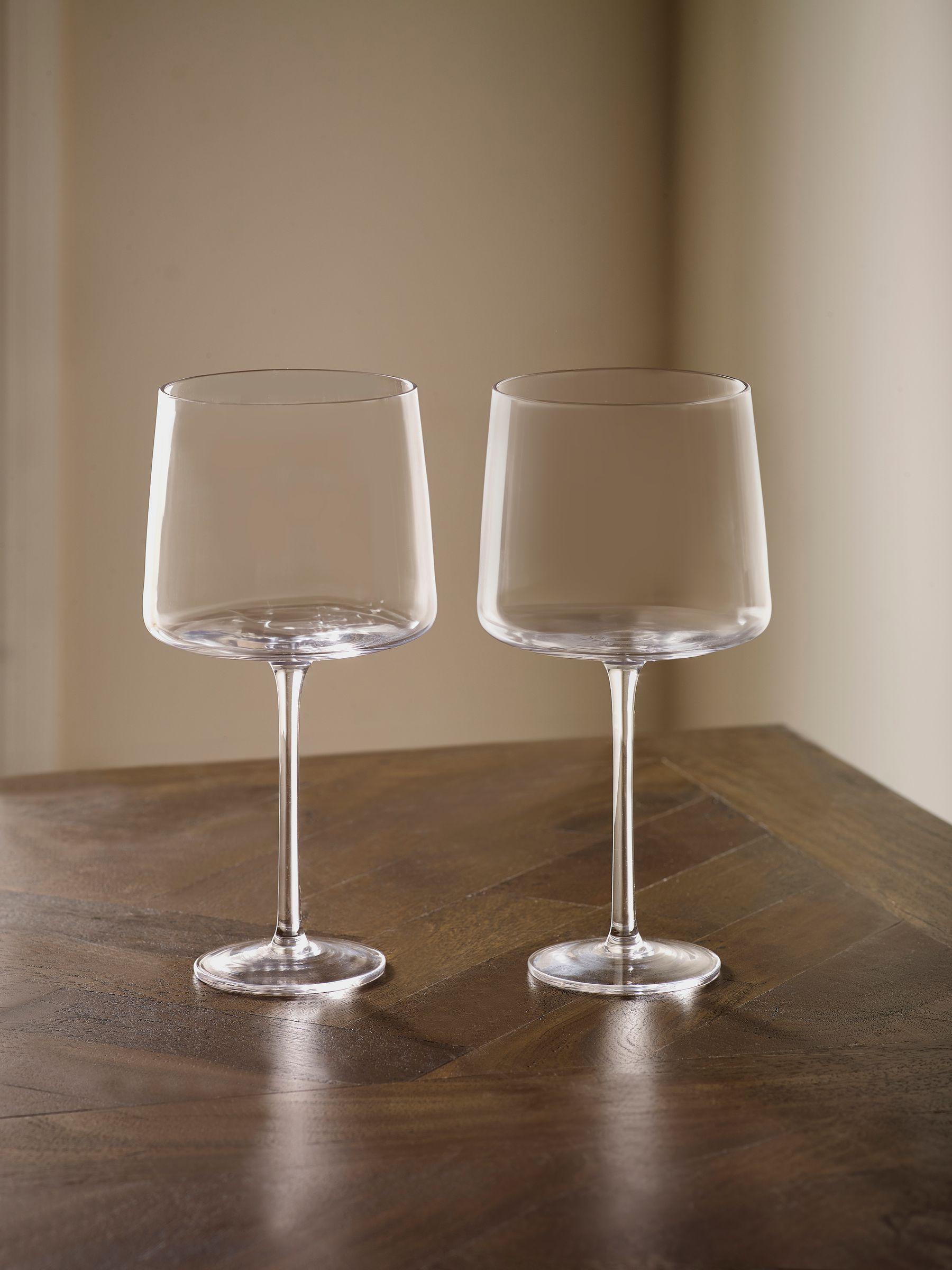 Clear angular gin glasses set of 2 (British brand)