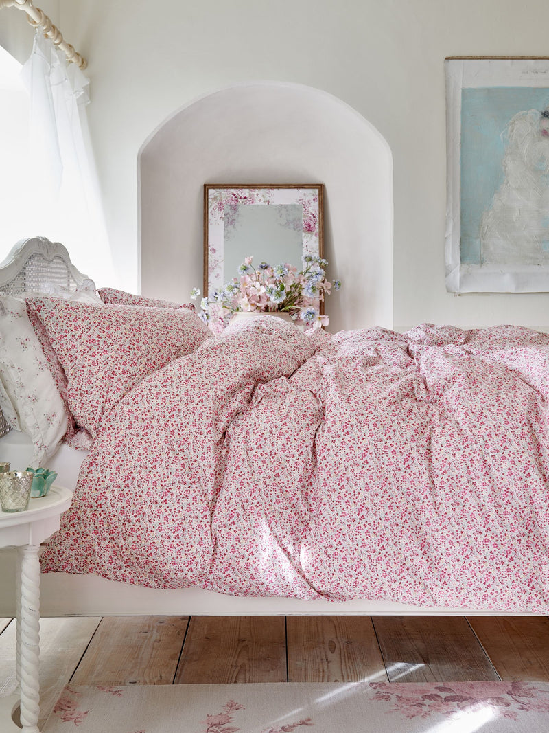 Shabby Chic vintage ditsy pink duvet cover and pillowcase set single (British brand)