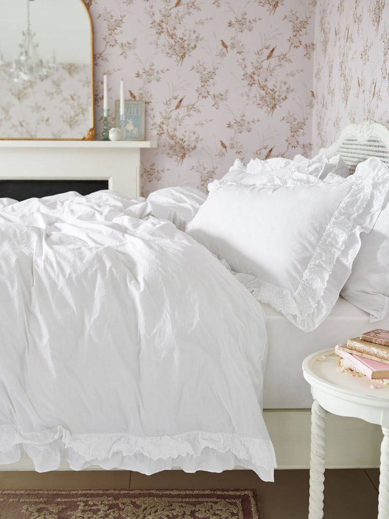 Shabby Chic white broderie anglaise ruffle bed set single (British brand)