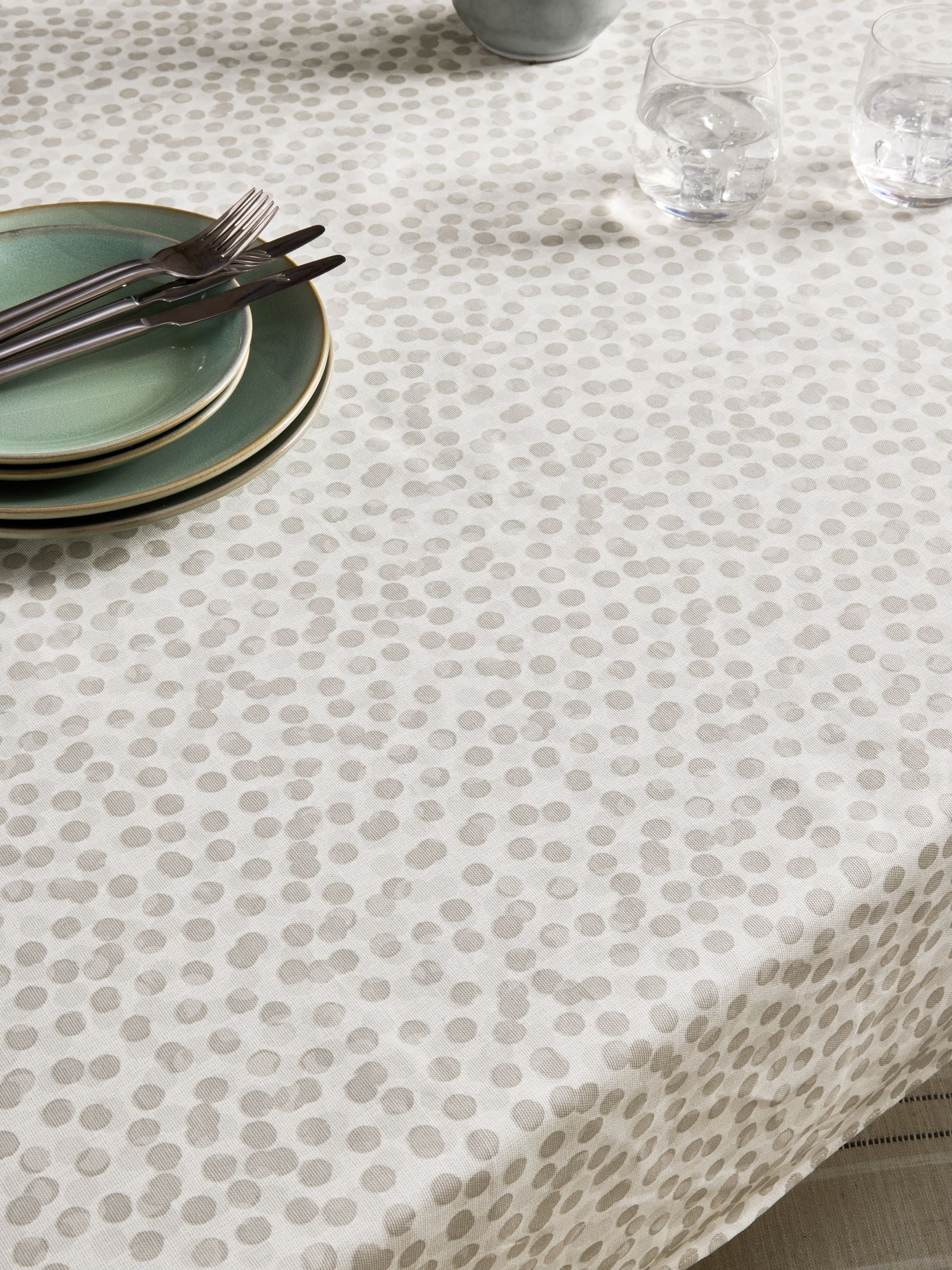 Grey Spot Wipe Clean Tablecloth