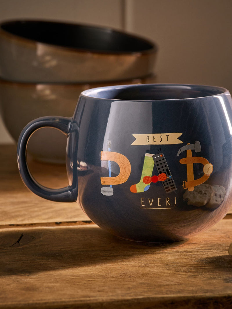 Navy Best Dad Ever mug 10.5cm height, imported from the UK