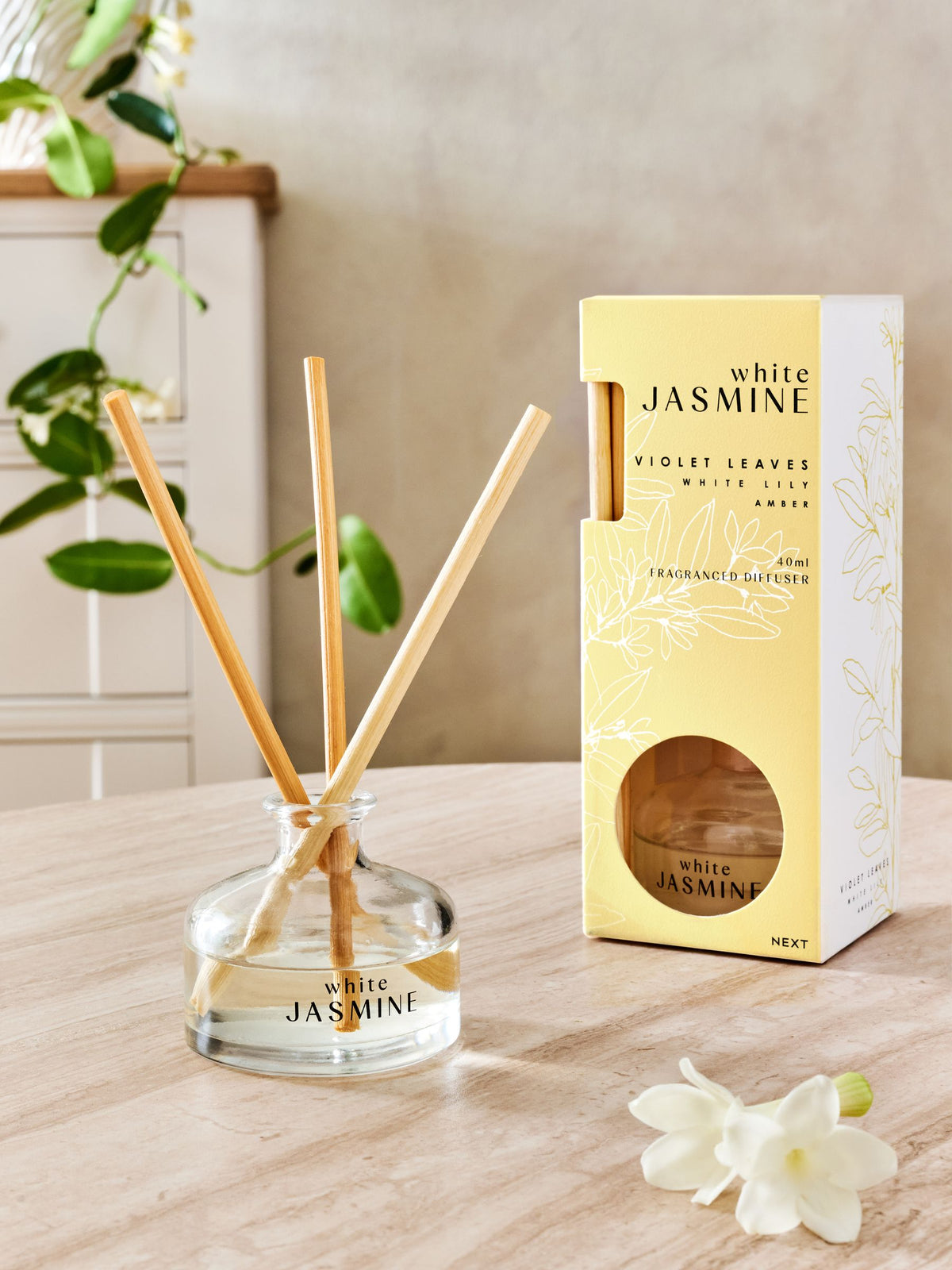 White Jasmine reed diffuser 40ml (British brand)