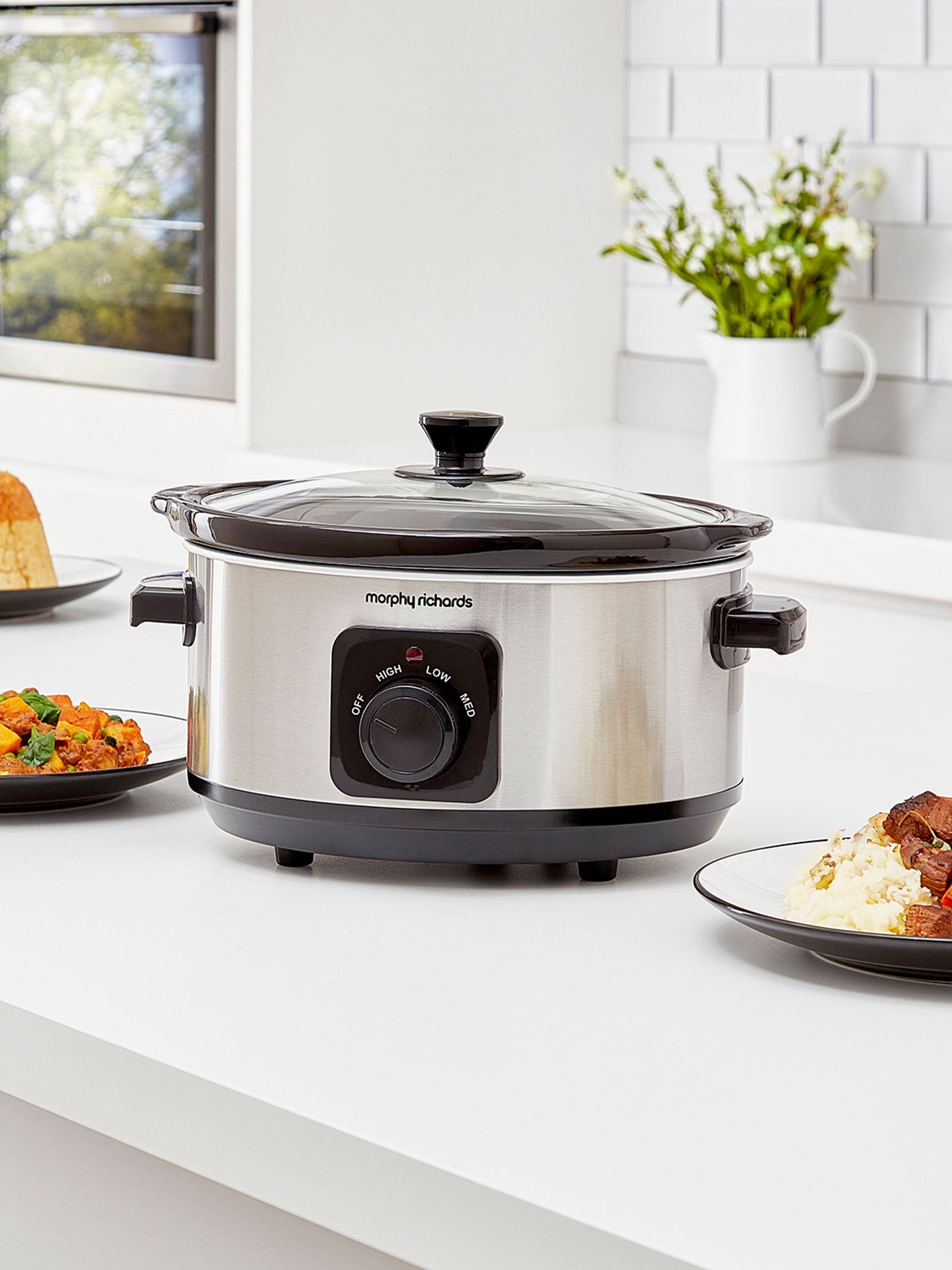 Morphy Richards stainless steel slow cooker 3.5L, imported from the UK