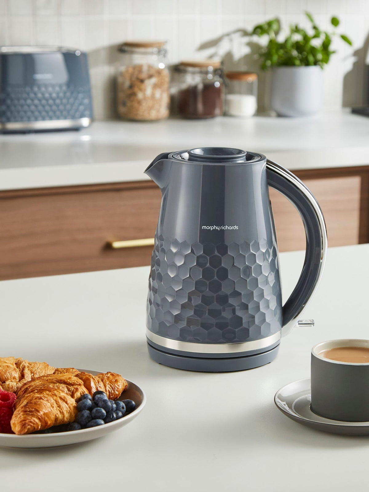 Morphy Richards Grey Hive jug kettle, imported from the UK