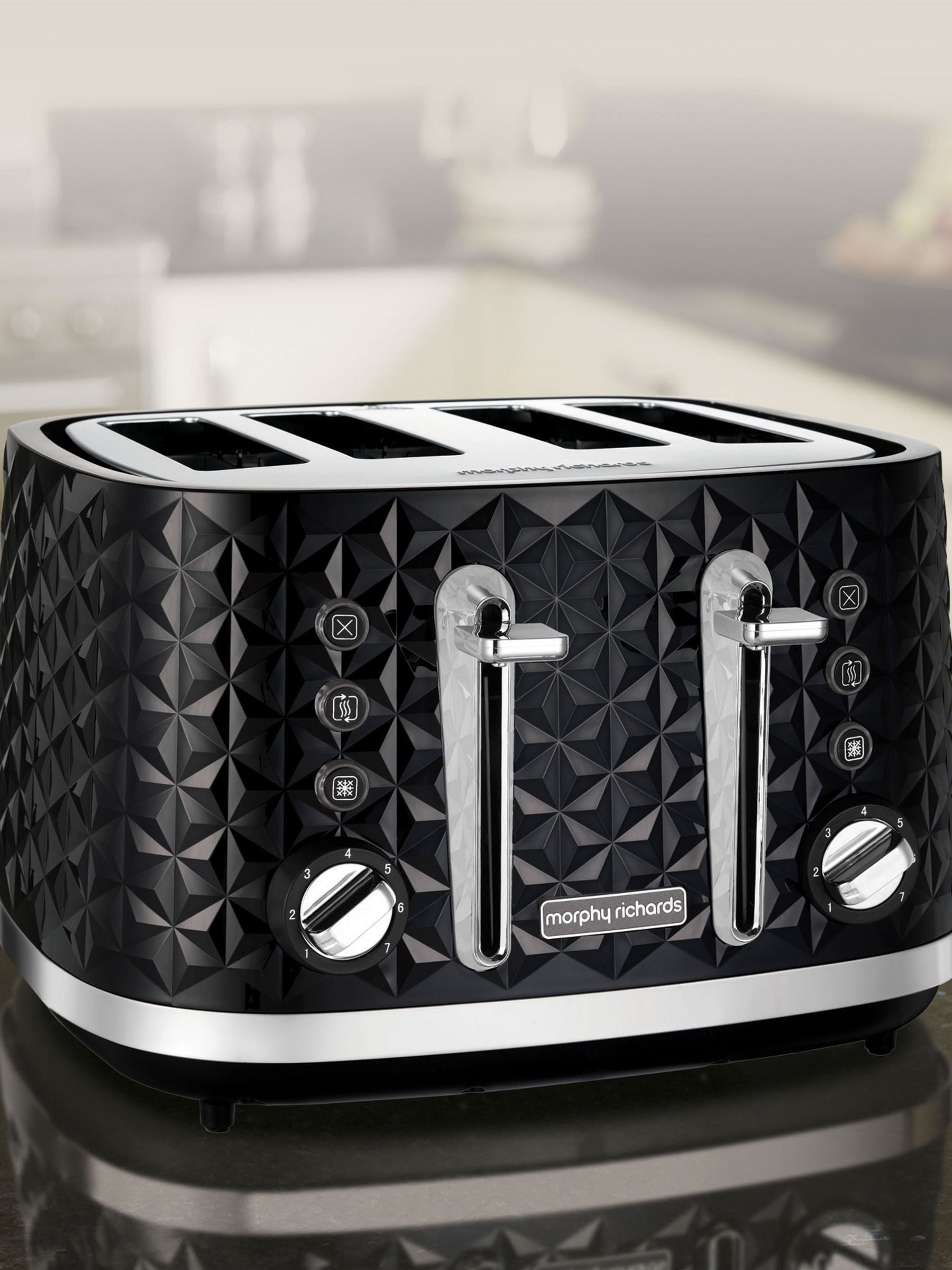 Morphy Richards Black Vector 4 Slice Toaster, imported from the UK