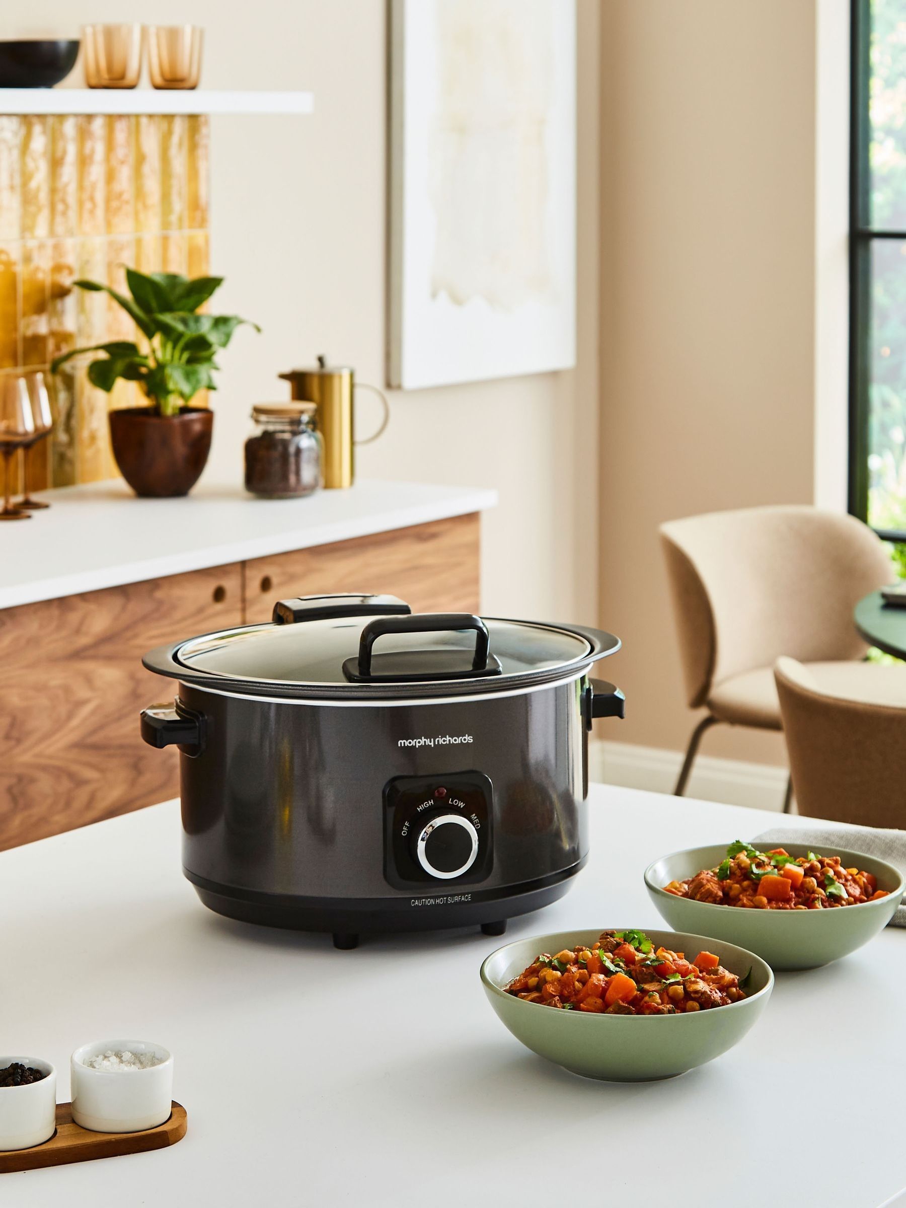 Morphy Richards Black Sear and Stew 6.5L slow cooker, imported from the UK