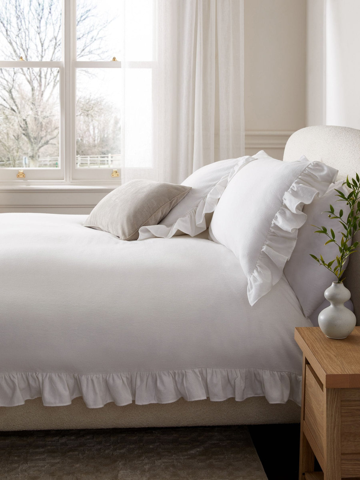 White supersoft brushed cotton duvet cover and pillowcase set (British brand)