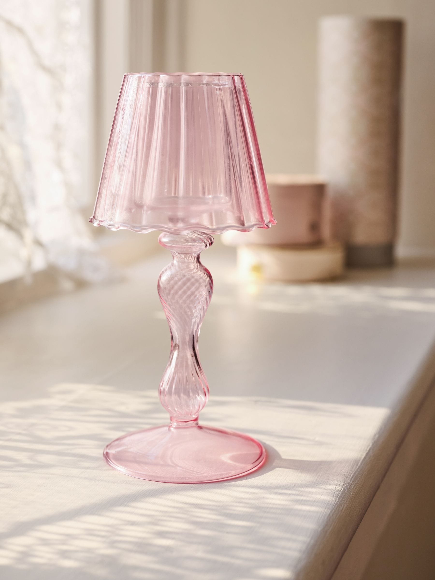 Shabby Chic by Rachel Ashwell pink tea light holder 21cm (British brand)