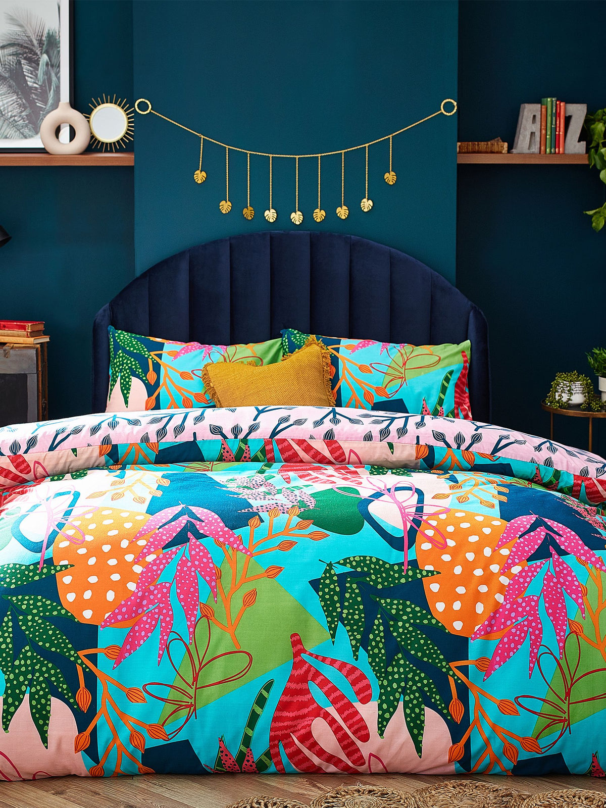 Furn Coralina reversible tropical duvet cover and pillowcase set - British product