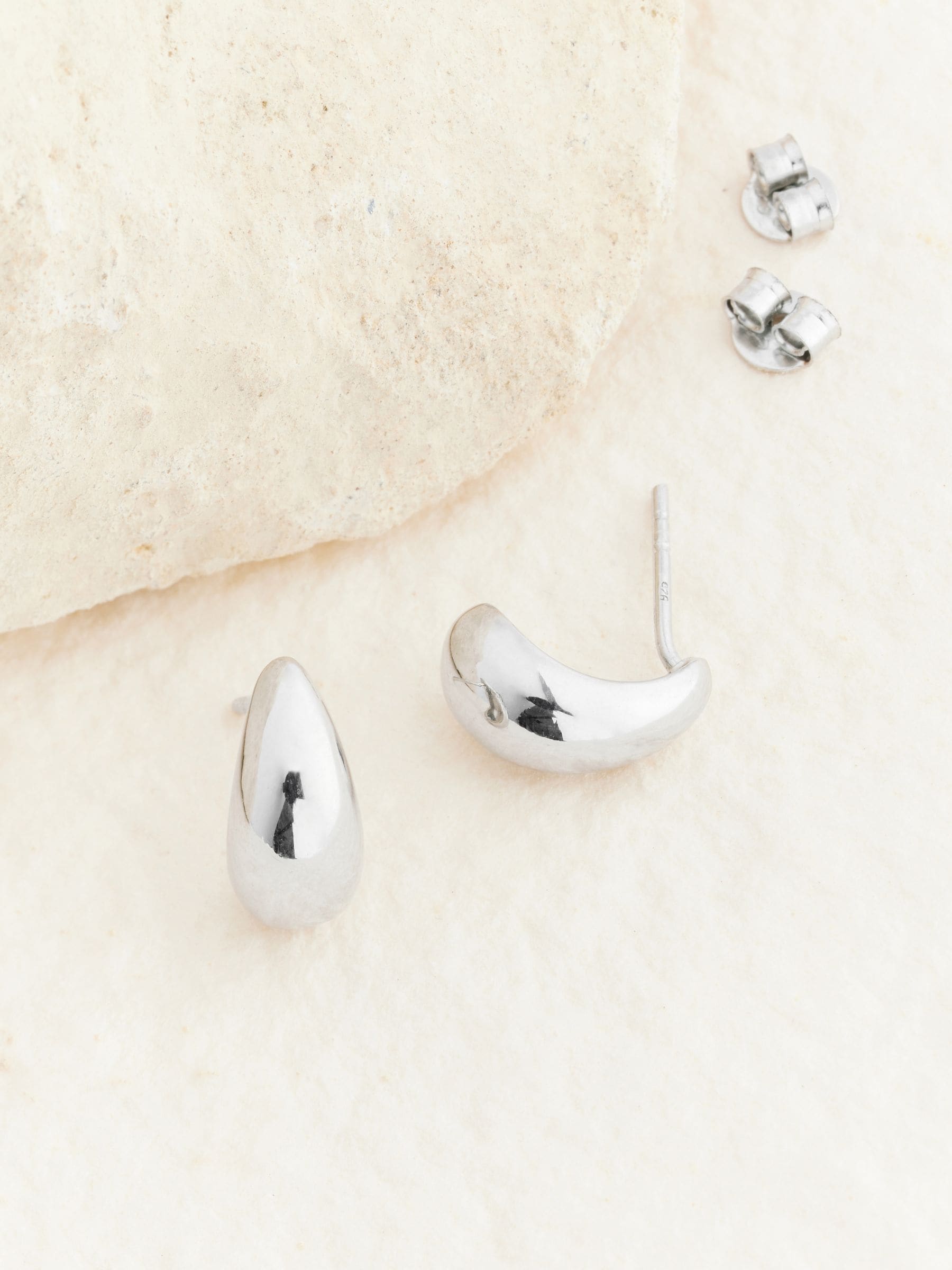 Sterling silver mini teardrop earrings 11mm x 6mm (British brand)