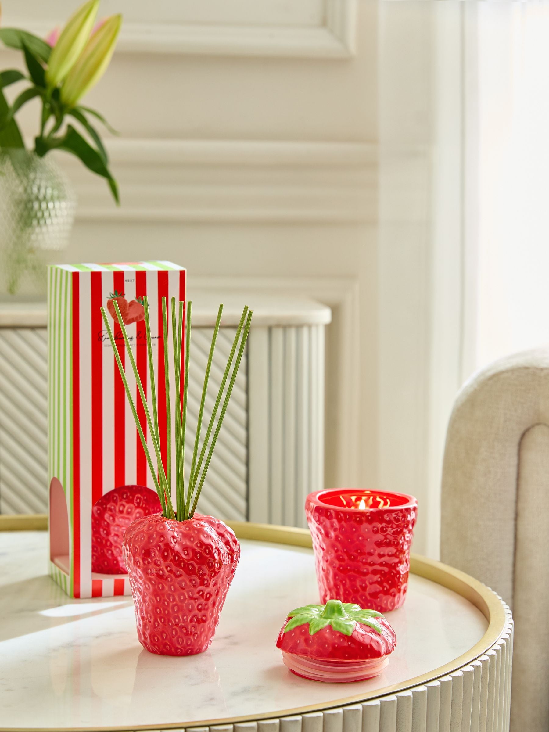 Strawberries & Cream Fruity Decorative Candle