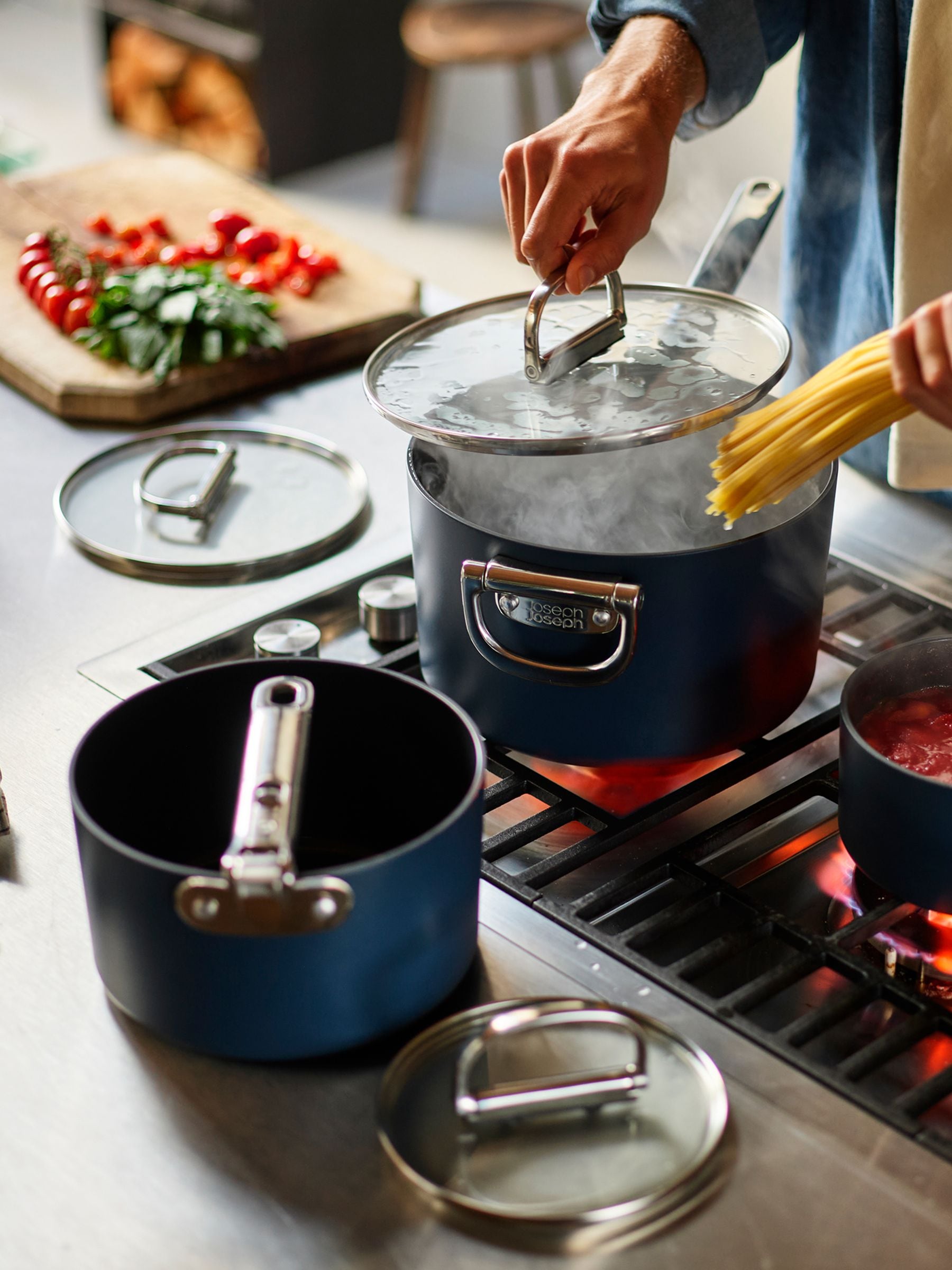 Joseph Joseph Midnight Blue Space Ceramic Nonstick Saucepan 19cm, UK version