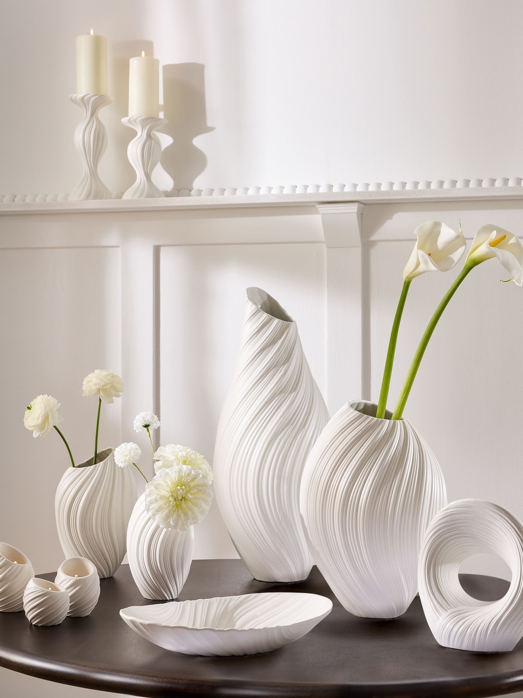 White pleated ceramic bowl 34cm diameter (British brand)