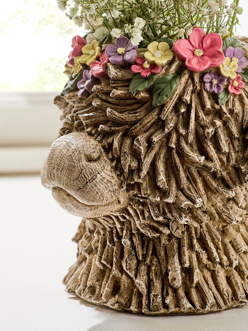 Hamish the Highland Cow floral vase 20cm, imported from the UK