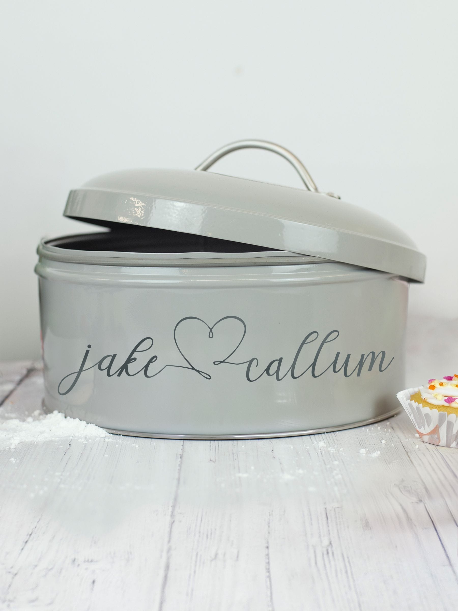 Jonnys Sister personalised heart cake tin, imported from the UK