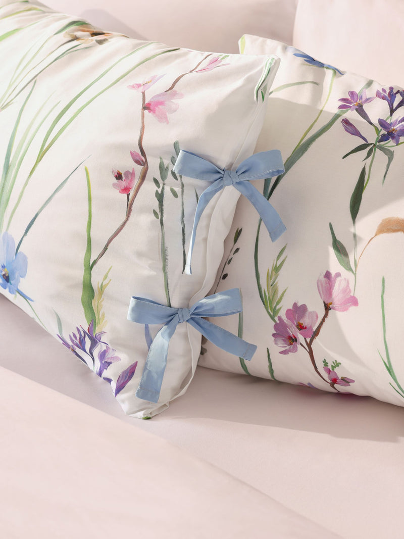 White Spring Meadow Floral duvet cover and pillowcase set (British brand)