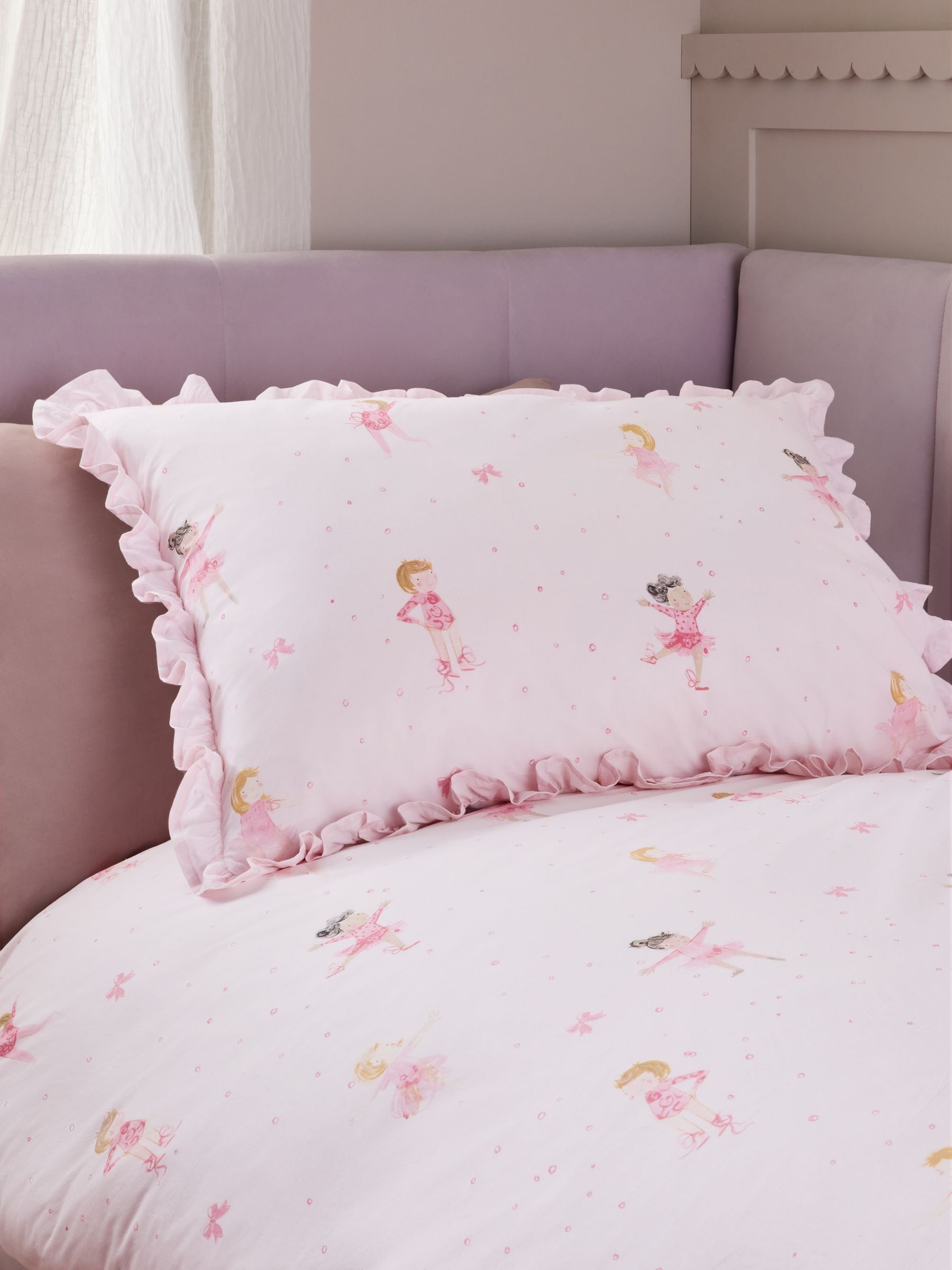 Dancers duvet cover set with dancer print - British product
