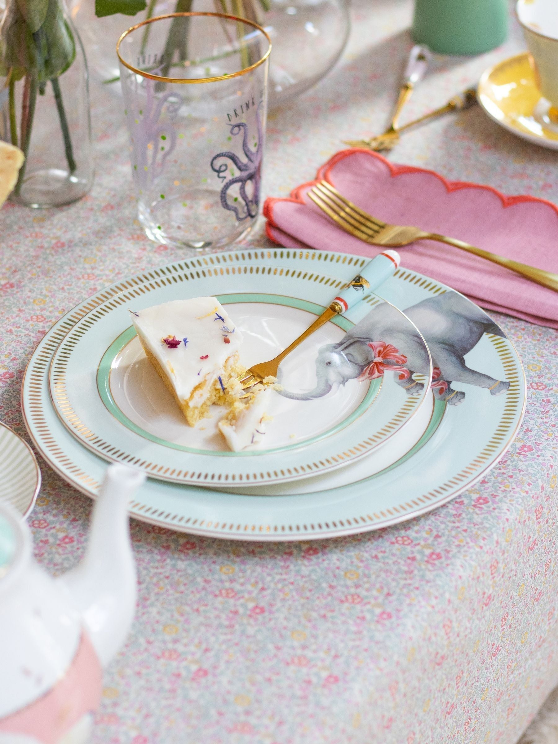 Yvonne Ellen multi bee cake forks set of 4 (British brand)