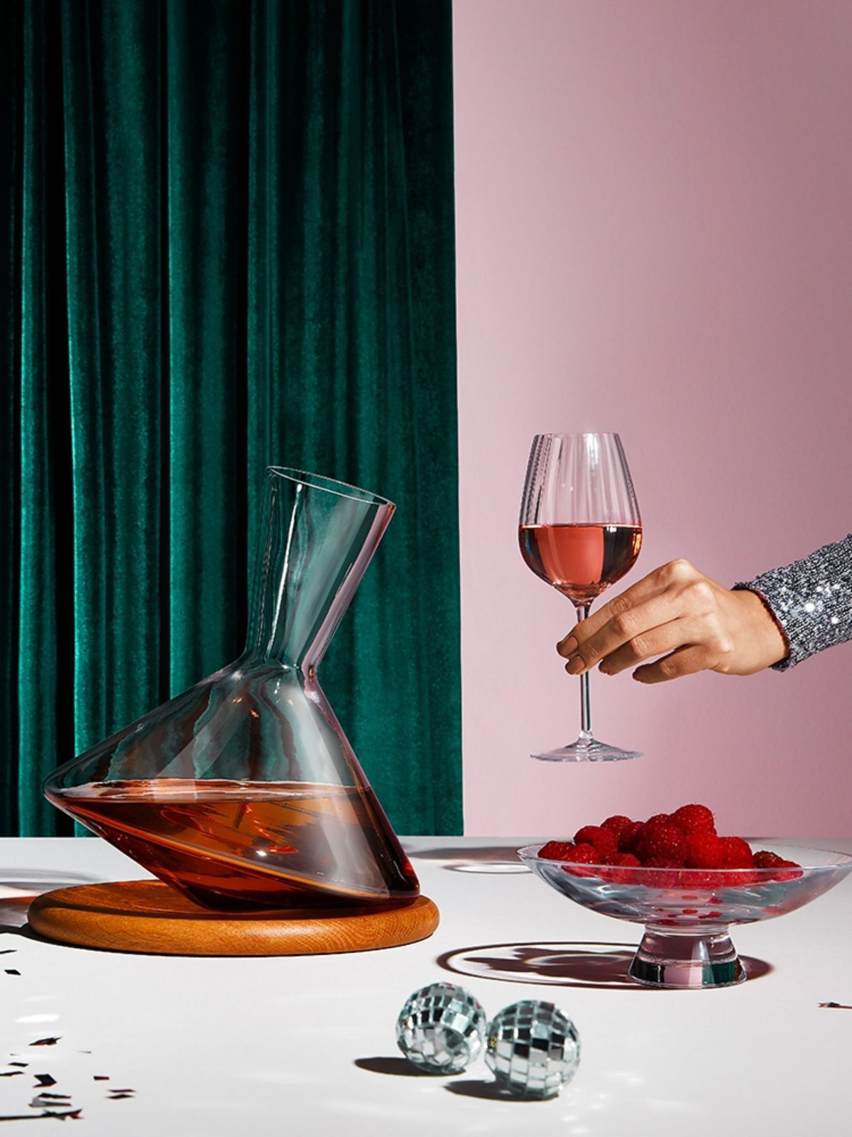 Nude Clear Balance Decanter and Terroir Wine Glasses Gift Set