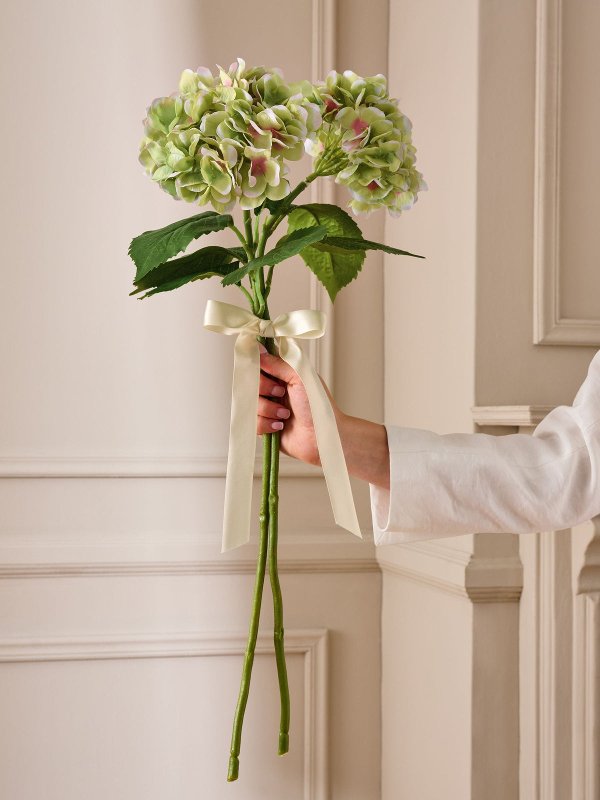 Green artificial hydrangea flower stems (2 pack), UK version