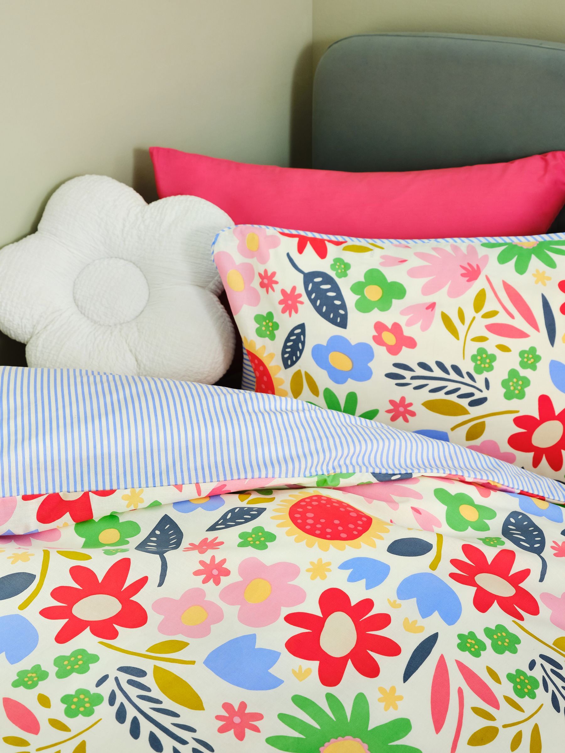 Multi Bright Floral duvet cover and pillowcase set, imported from the UK