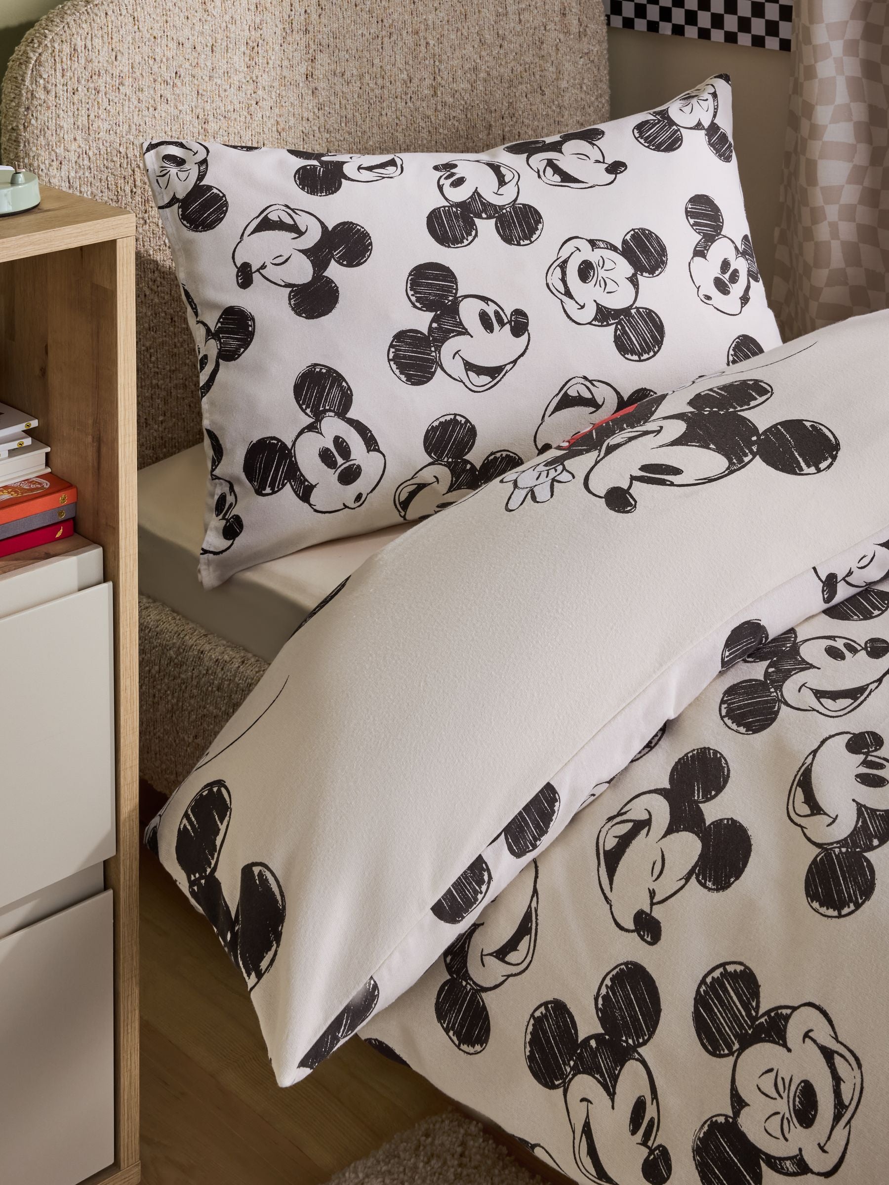 Disney Mickey Mouse Supersoft 100% Brushed Cotton Duvet Cover and Pillowcase Set