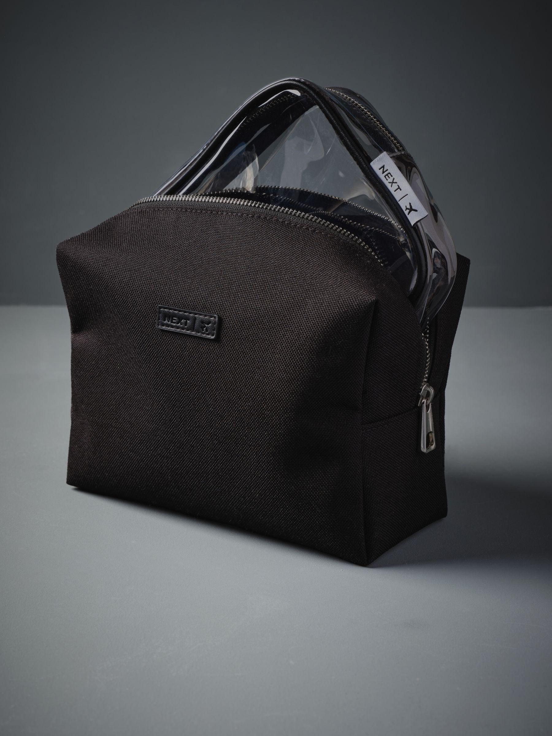 Set of 2 Travel Wash Bags