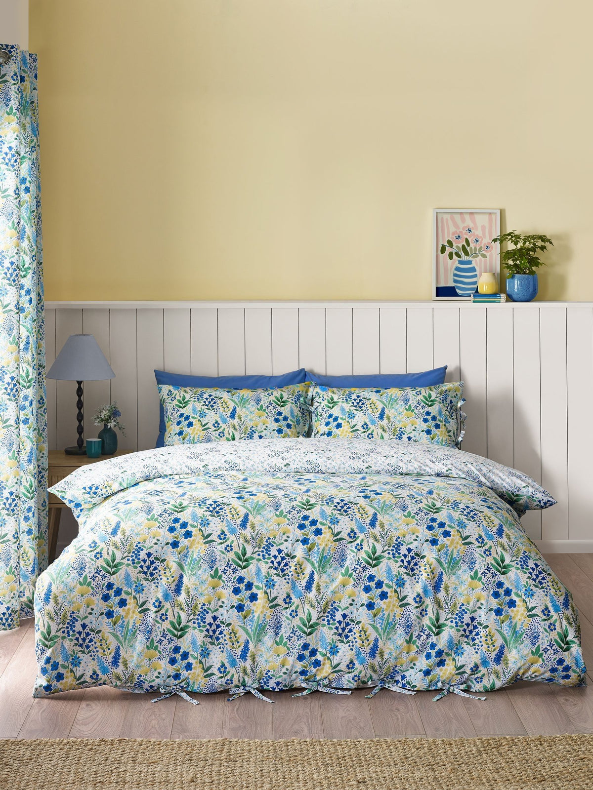 Catherine Lansfield blue tilly floral reversible duvet cover set - British product