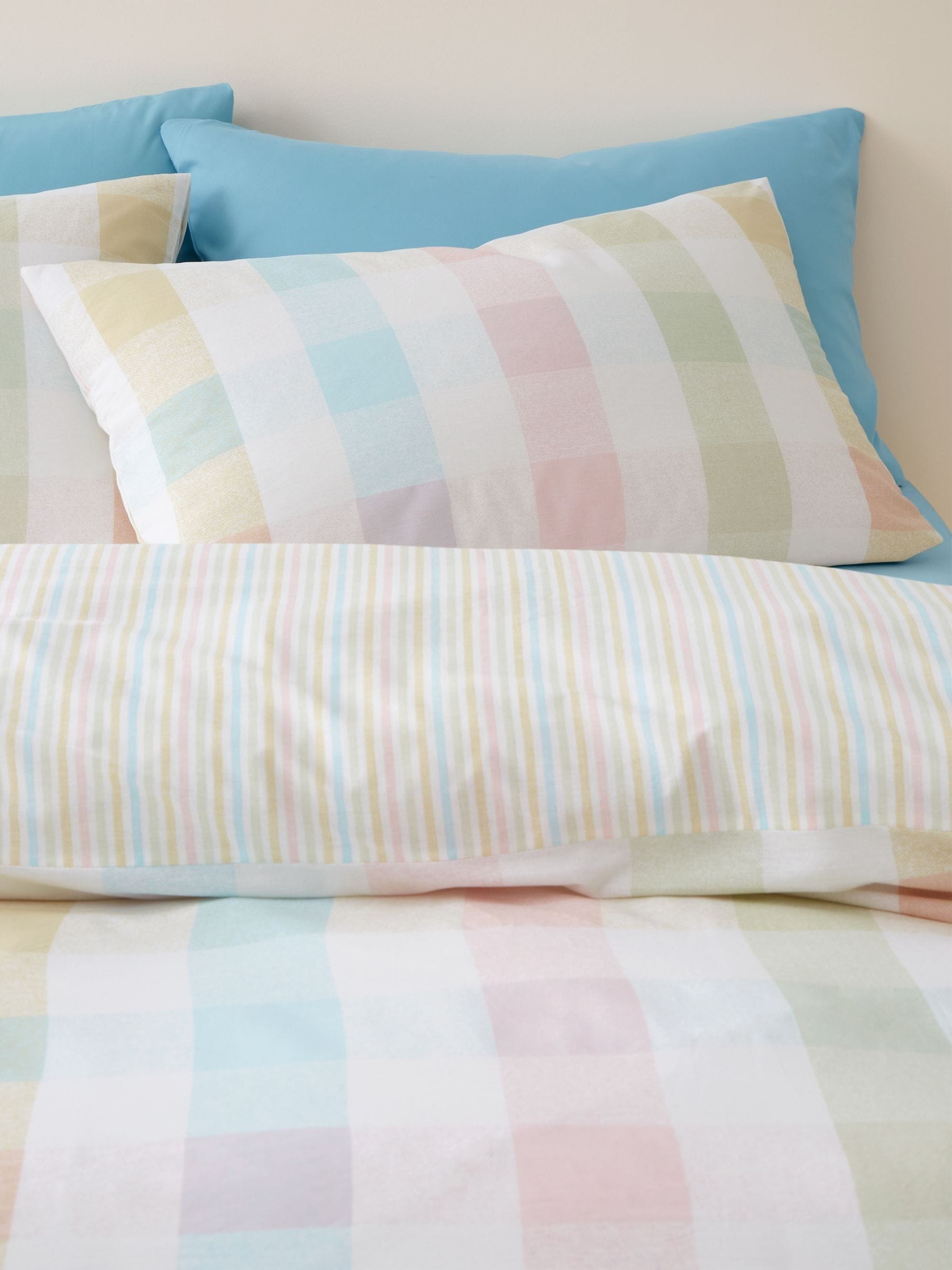 Catherine Lansfield pastel spring check reversible duvet cover set - British product