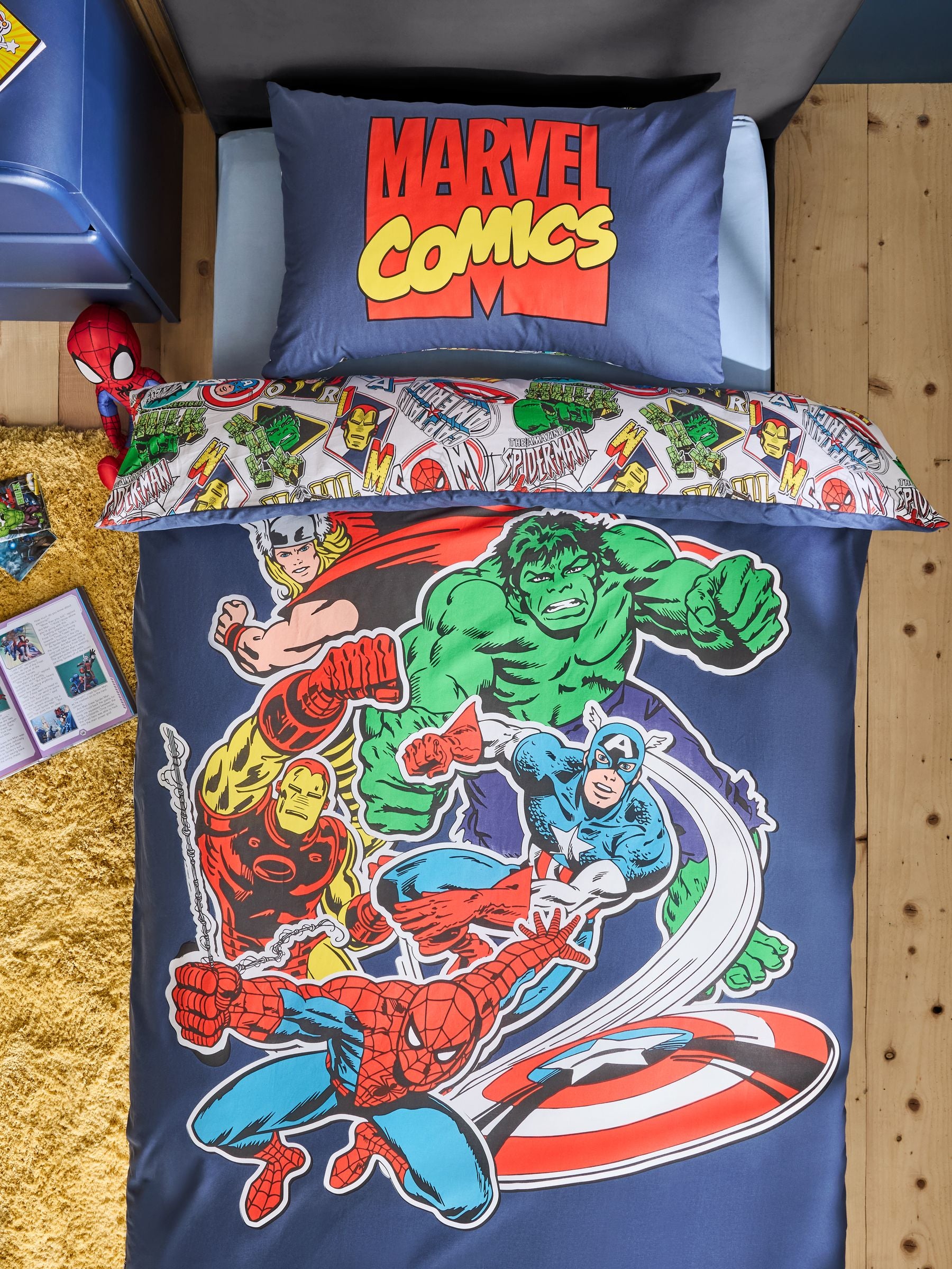 Blue Marvel duvet cover and pillowcase set Single - British product
