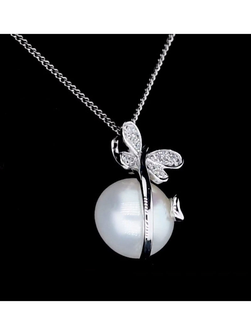 The Diamond Store 9K White Gold Pearl Necklace (British brand)