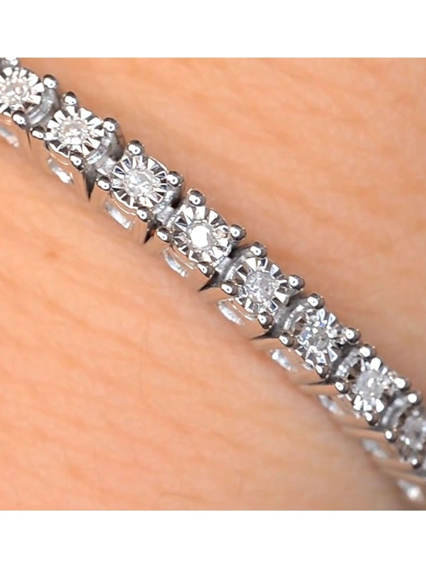 The Diamond Store white diamond bracelet 0.57ct (British brand)