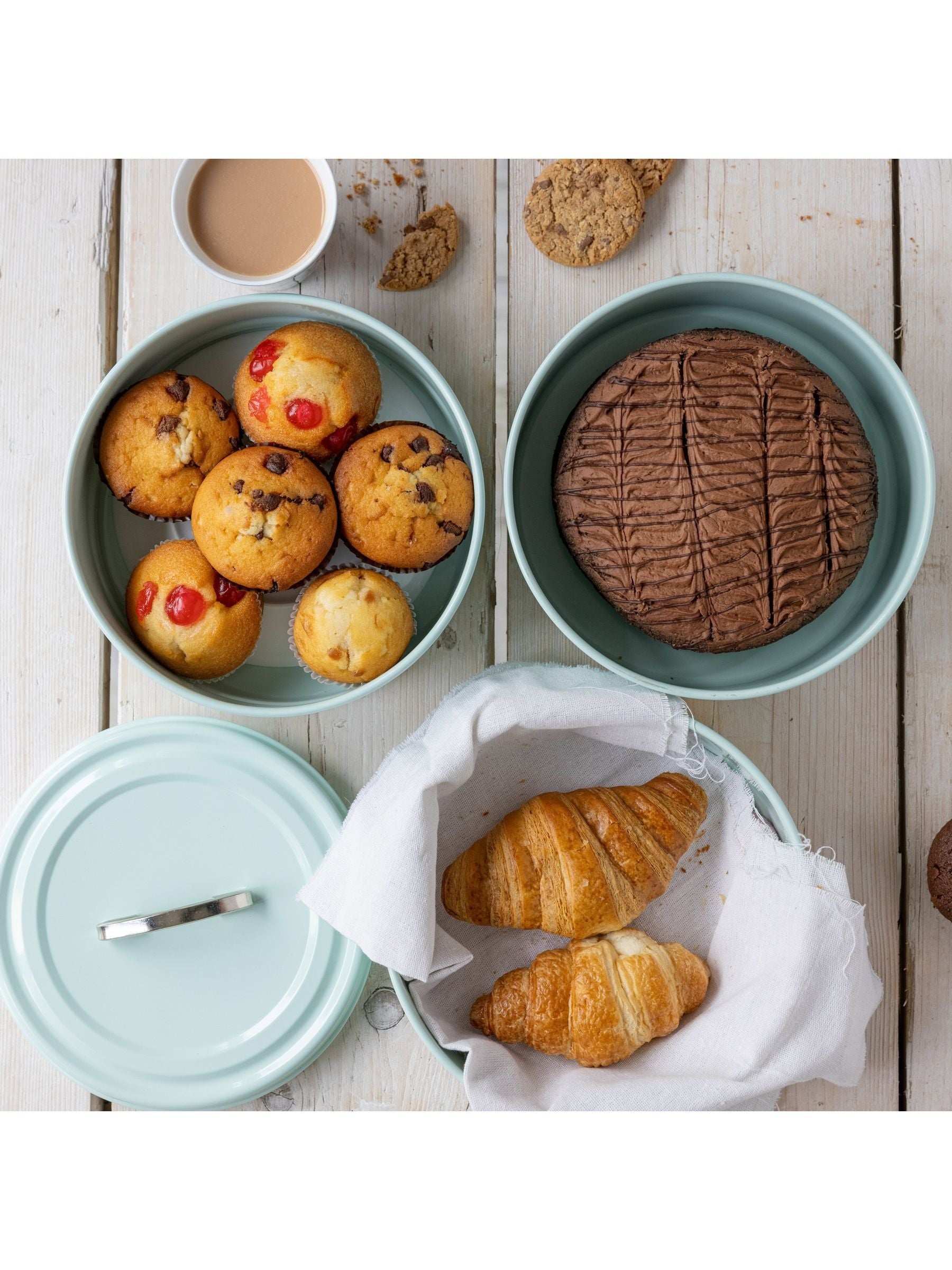 Kitchencraft Set of 3 Blue Vintage Cake Tin
