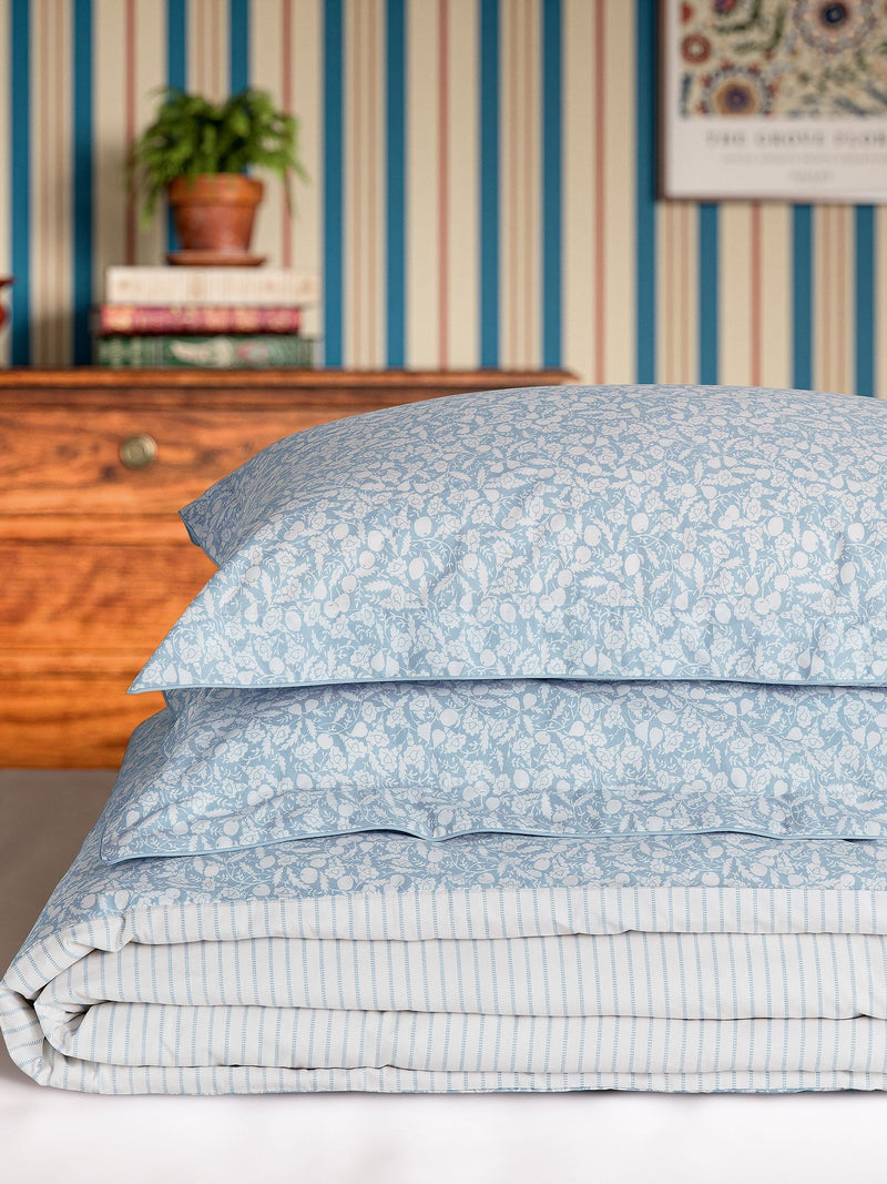 Joules Blue Fruity Ditsy Duvet Cover and 100% Cotton Pillowcase Set