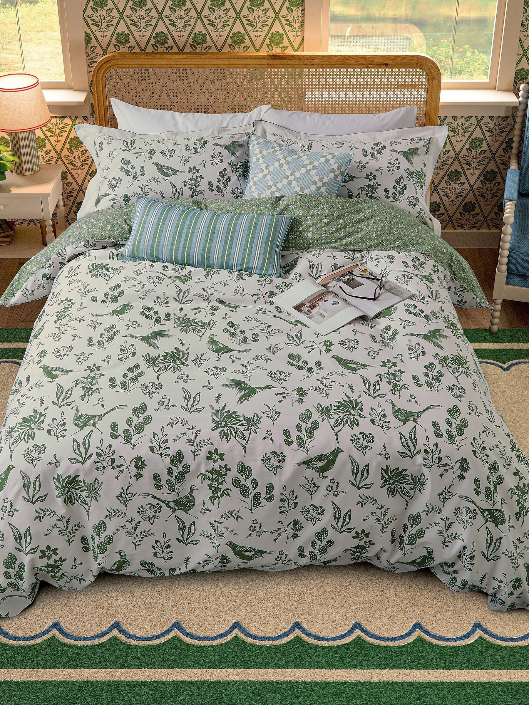Joules Green Festival Pheasants duvet cover and pillowcase set, UK version