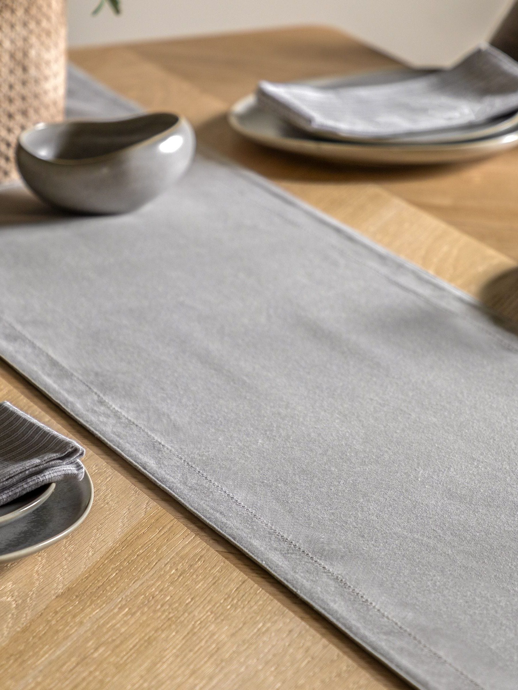 Gallery Home Grey Large Dove Table Runner