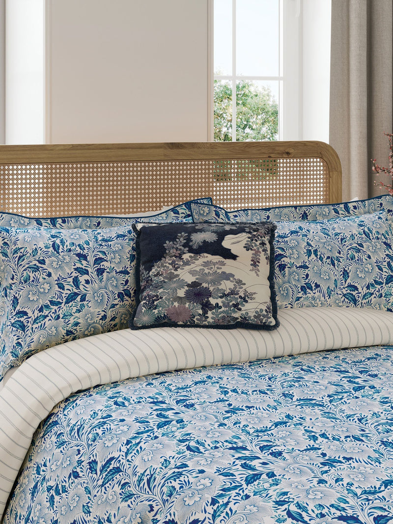V&A Indigo Ornamental Bloom duvet set (British brand)