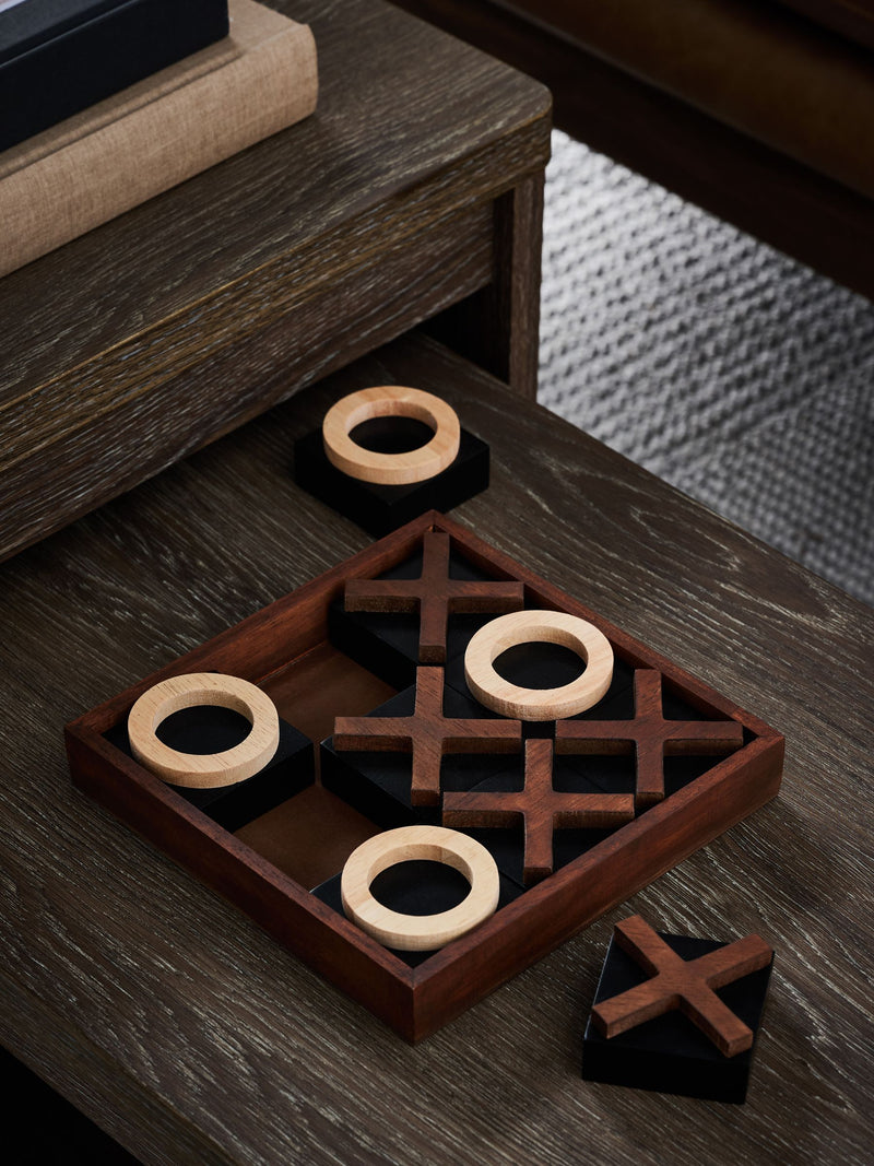 Brown Bronx Noughts & Crosses Game