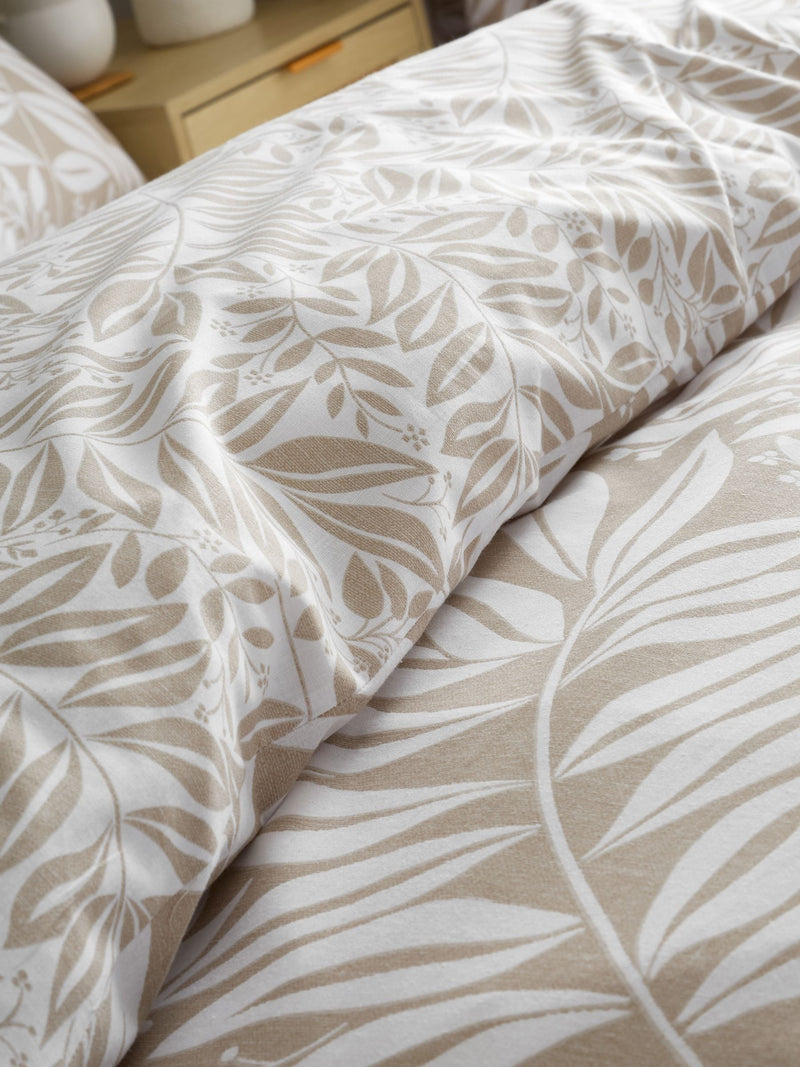 Catherine Lansfield Natural Sorrel Leaf Floral Reversible Duvet Cover Set - British product
