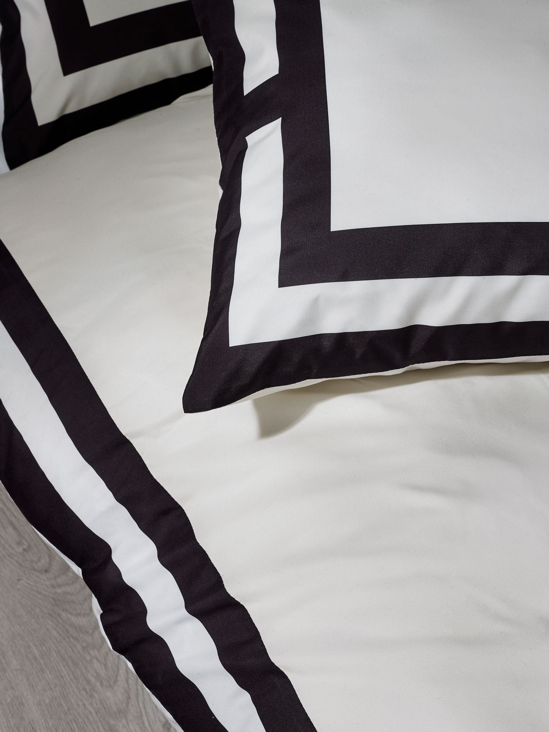Catherine Lansfield non-iron duvet cover set - British product