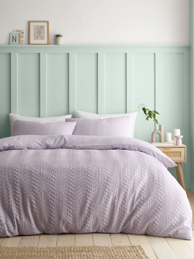 Catherine Lansfield Lilac Heatset Wave Duvet Cover Set