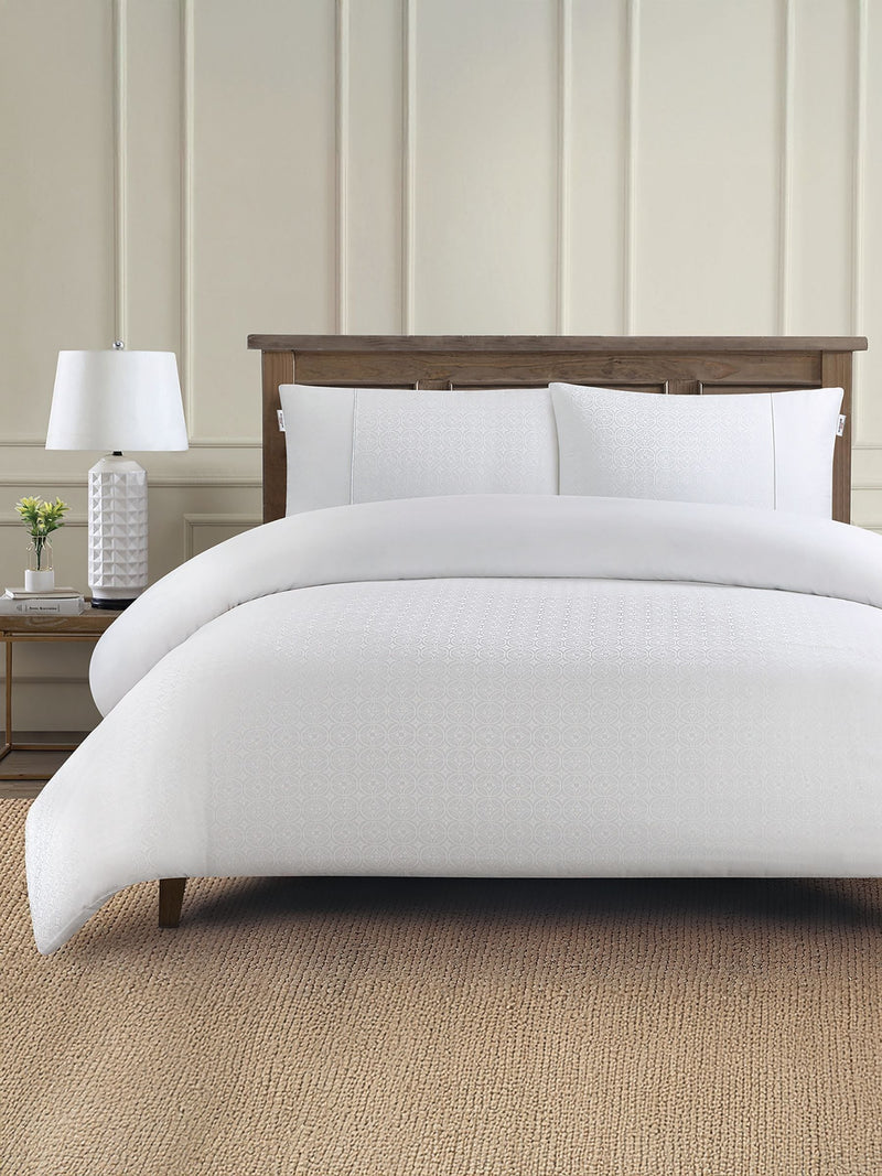 U.S. Polo Assn. bright white cotton jacquard duvet set (British brand)