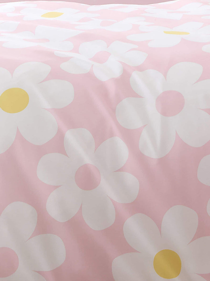 Bedlam Pink Retro Daisy Duvet Cover Set - British product