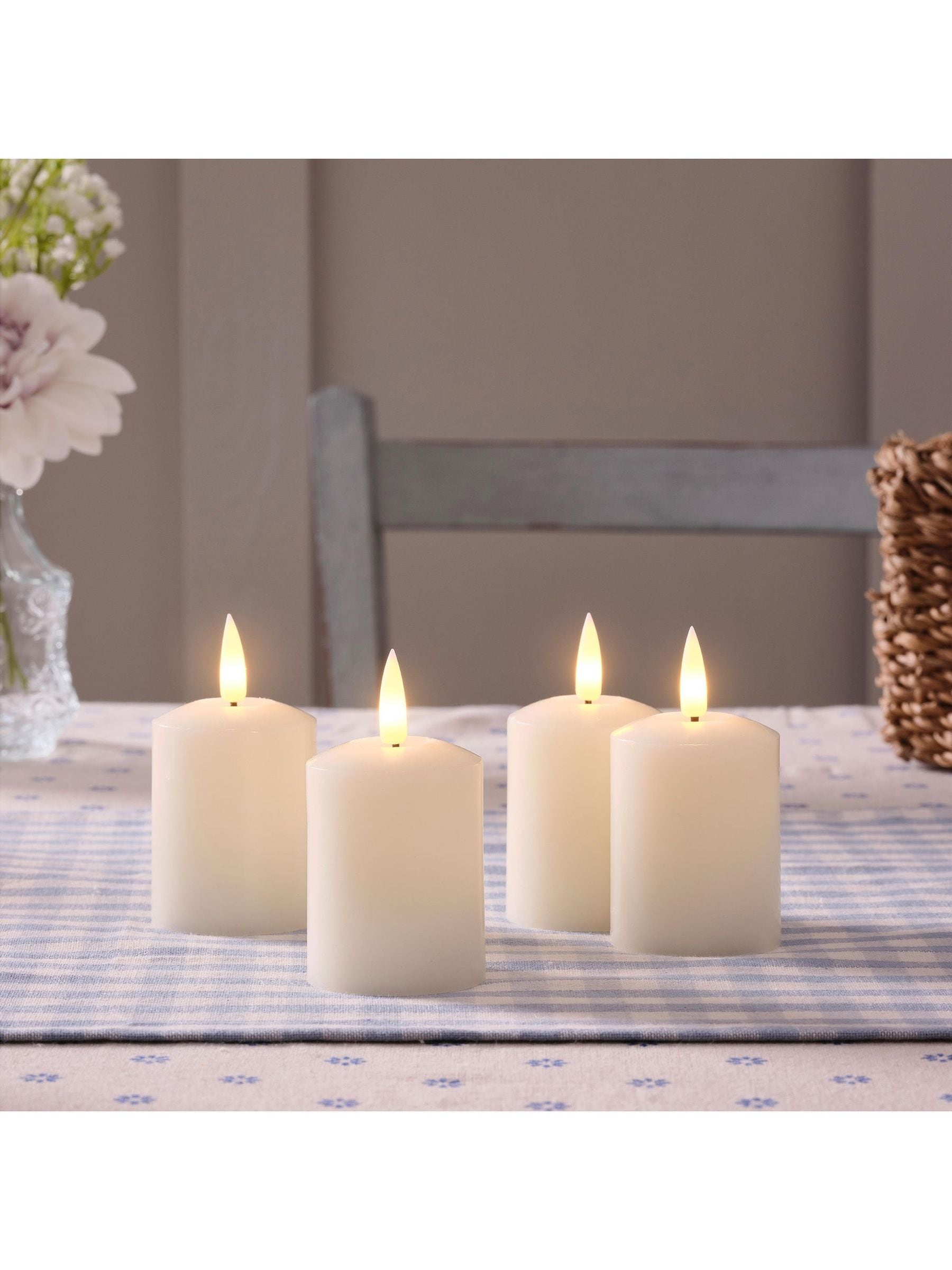 Lights4fun Natural Rechargeable TruGlow Votive Candles 6.5cm, UK version