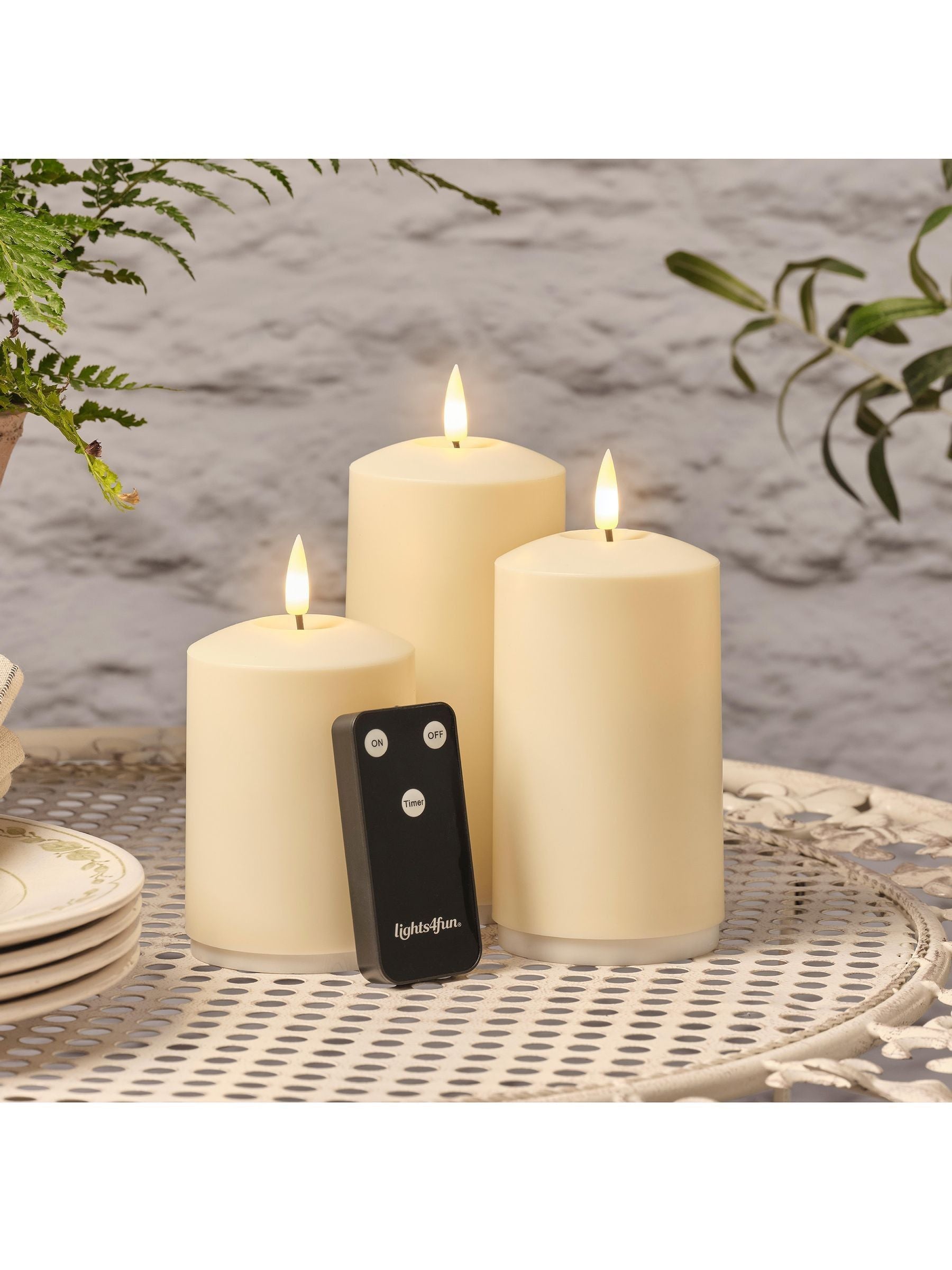 Lights4fun set of 3 rechargeable pillar candles in varying heights, UK version