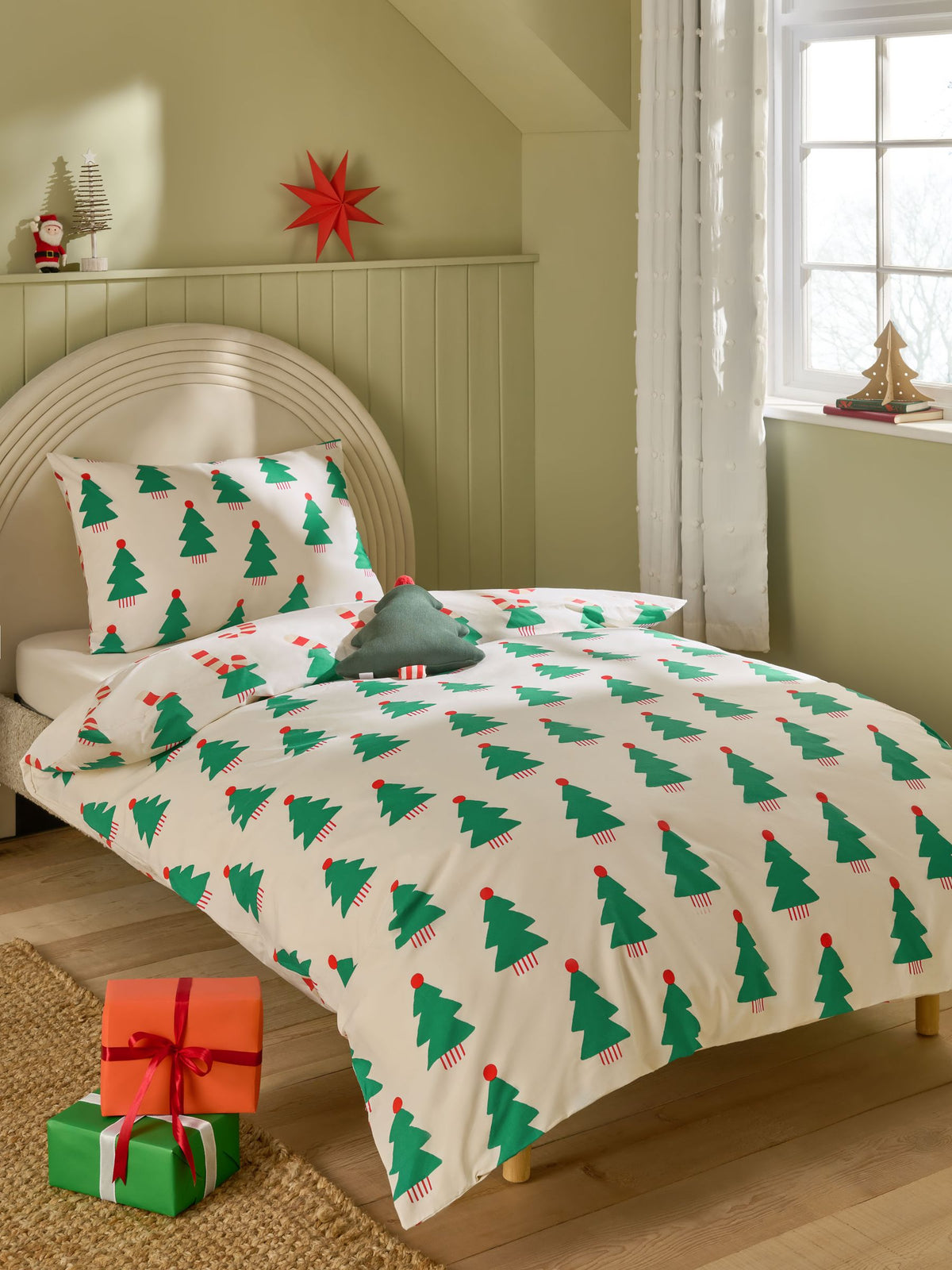 Reversible white green trees christmas duvet cover set - British product