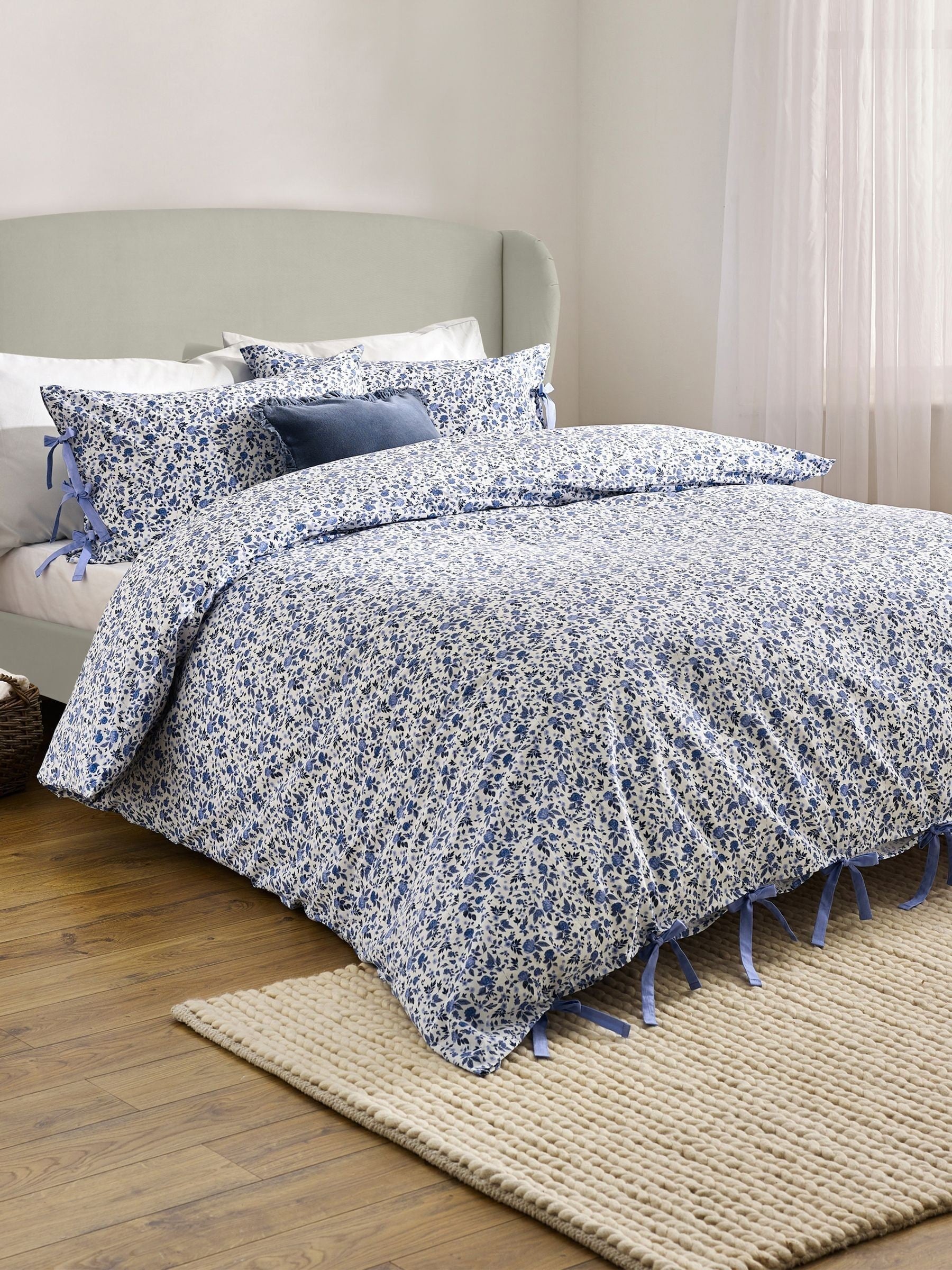 Wylder Blue Hannah Floral Bow Tie Duvet Cover Set (British brand)